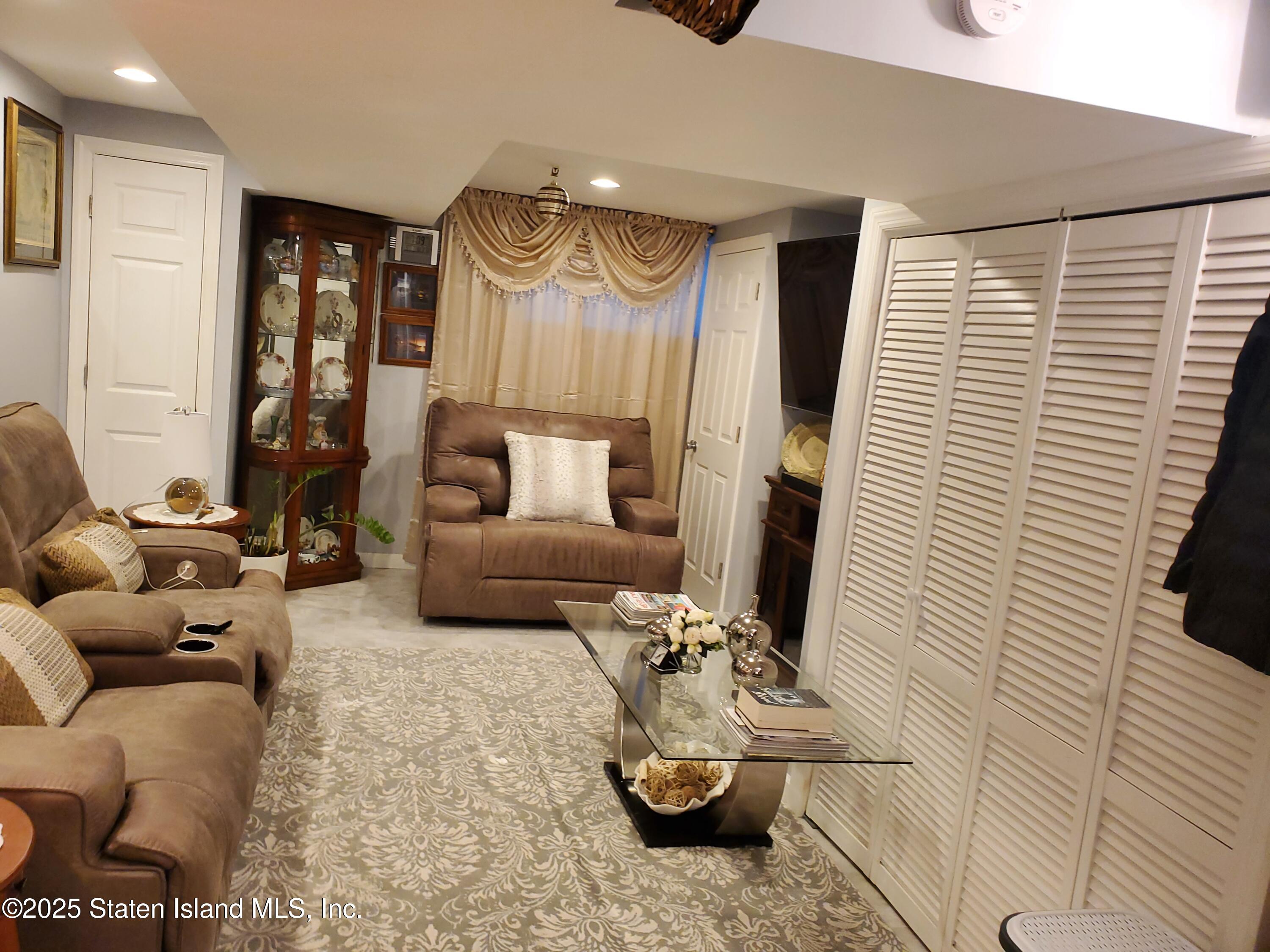 8 Mersereau Avenue, Staten Island, NY, 10303 image 39