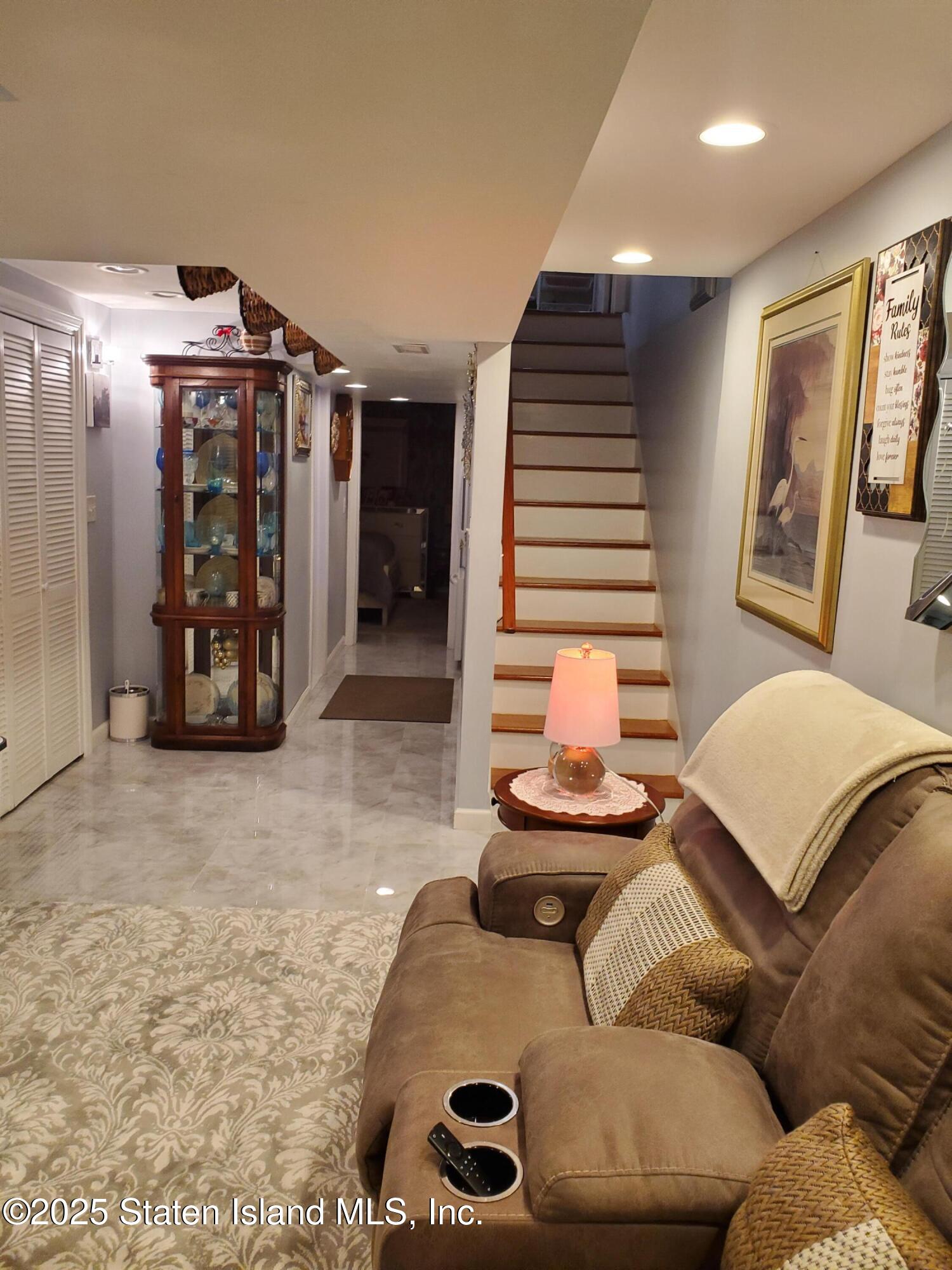 8 Mersereau Avenue, Staten Island, NY, 10303 image 34