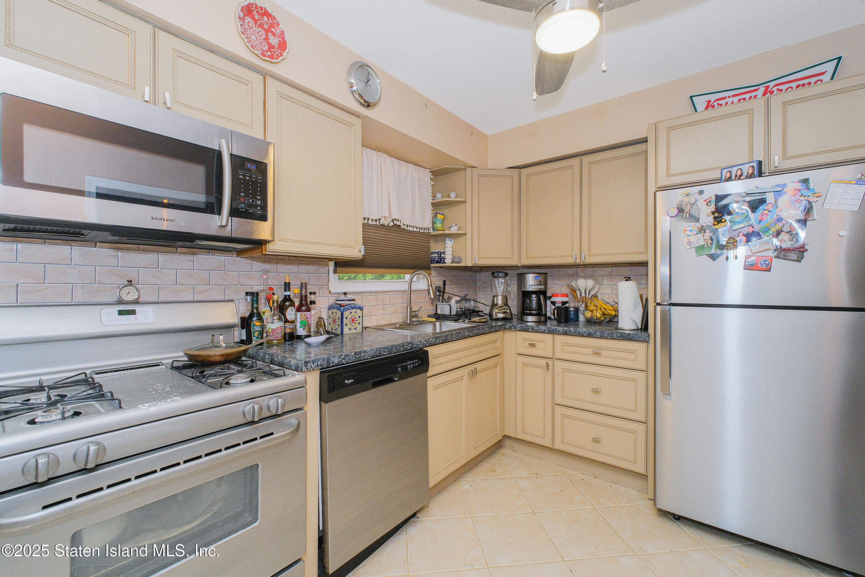 100 Bionia Avenue, Staten Island, NY, 10305 image 8