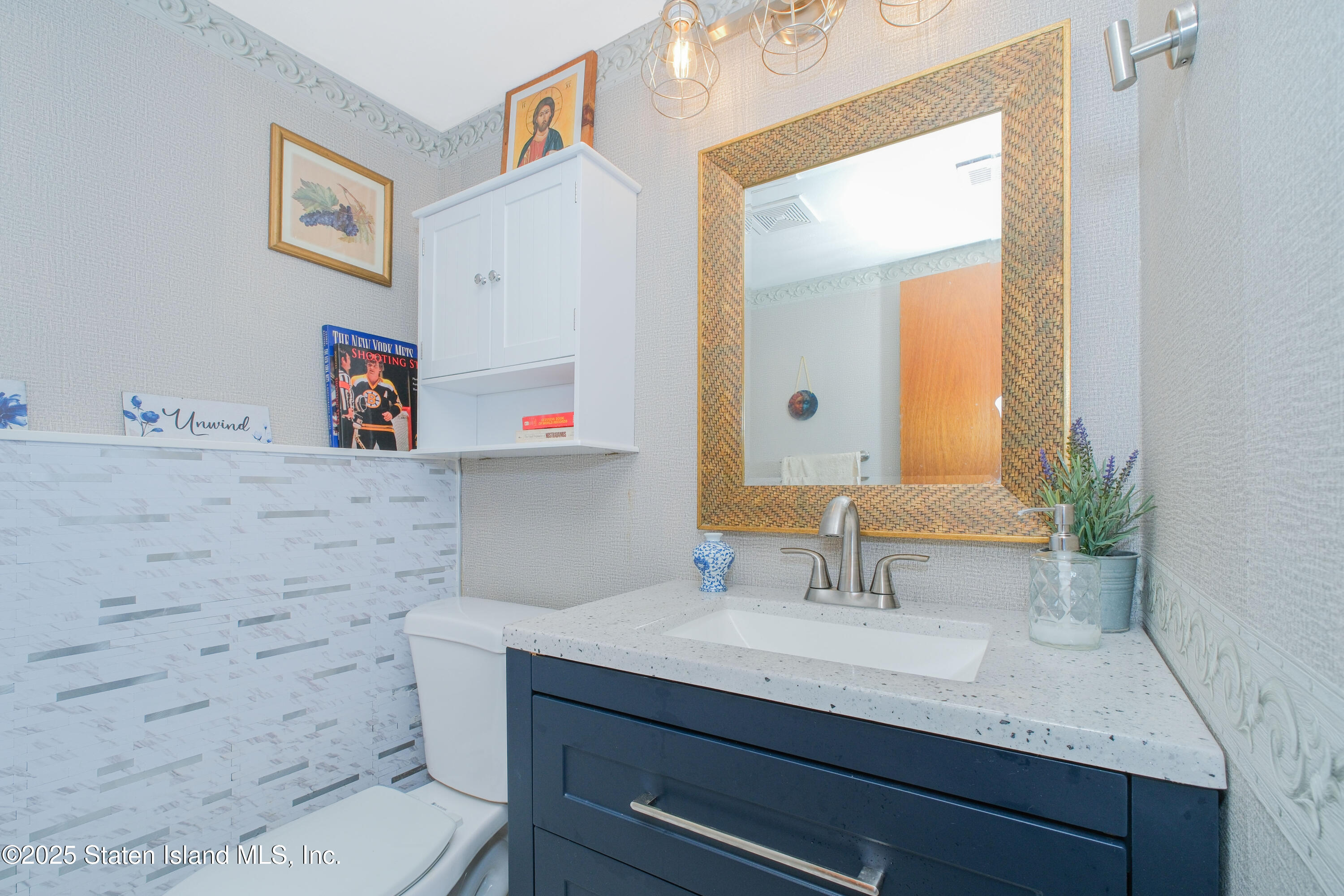 100 Bionia Avenue, Staten Island, NY, 10305 image 16