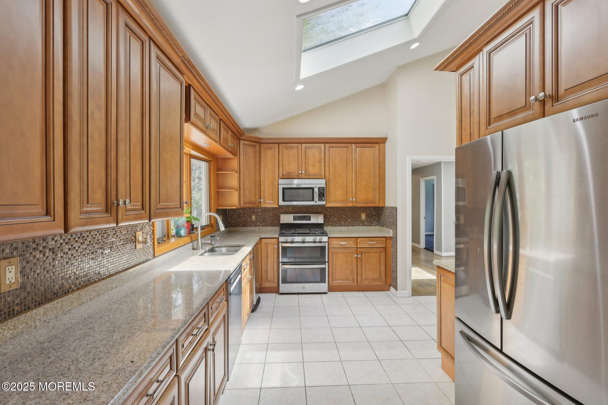 66 Southview Terrace, Middletown, NJ, 07748 image 11