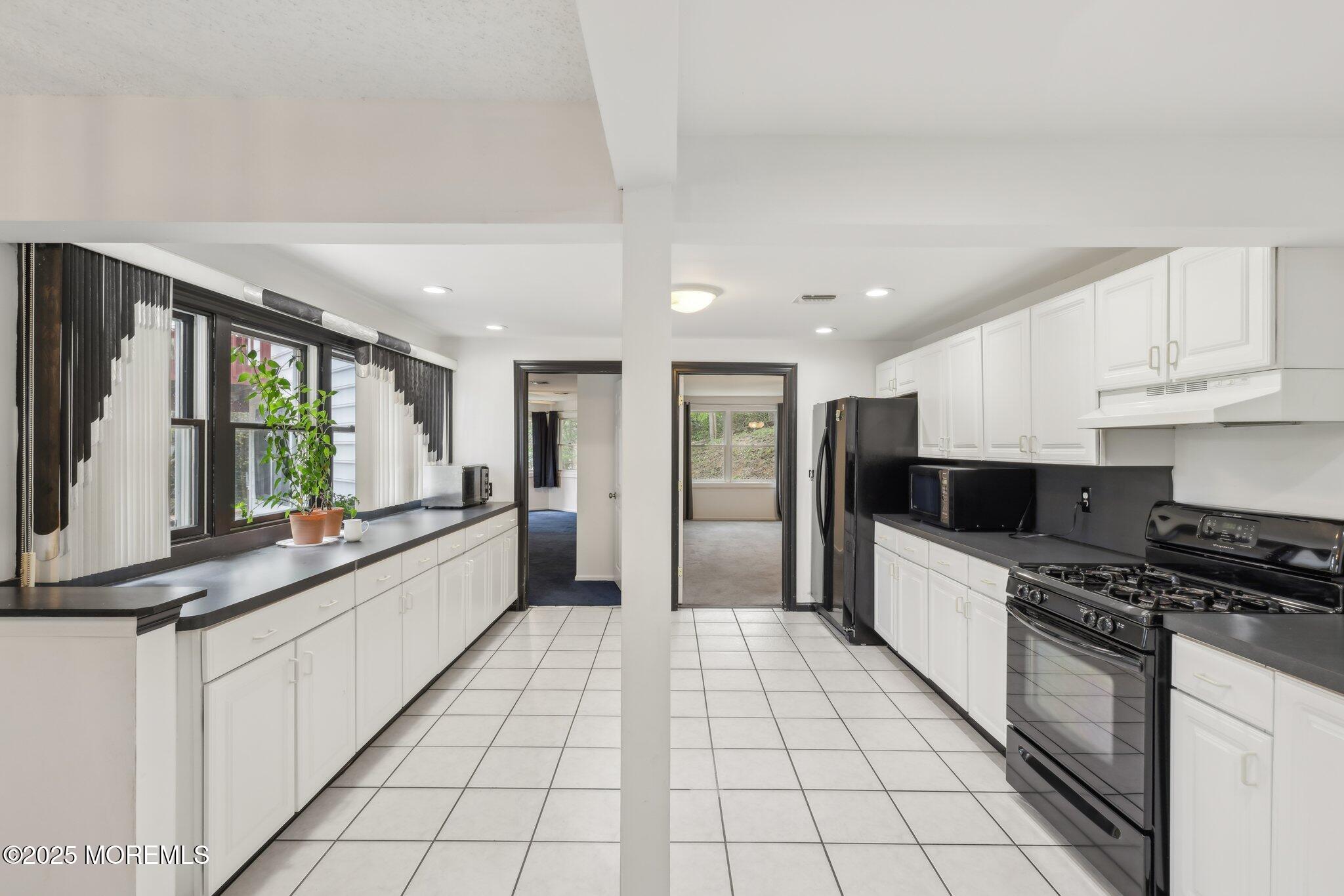 66 Southview Terrace, Middletown, NJ, 07748 image 39