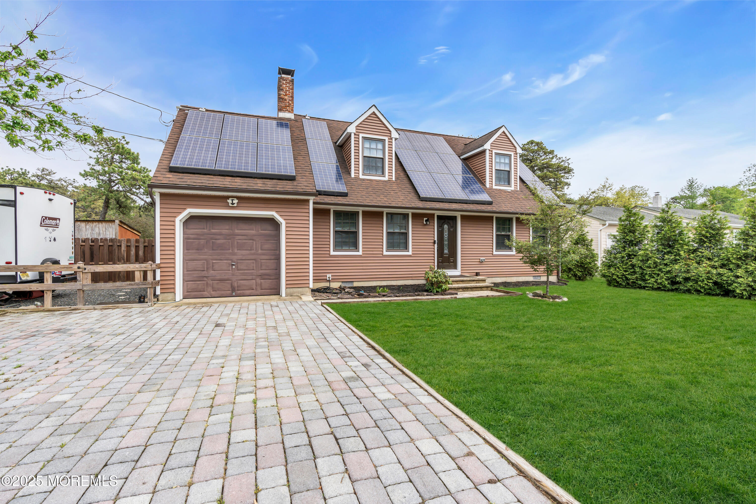 212 Gladstone Street Image 4