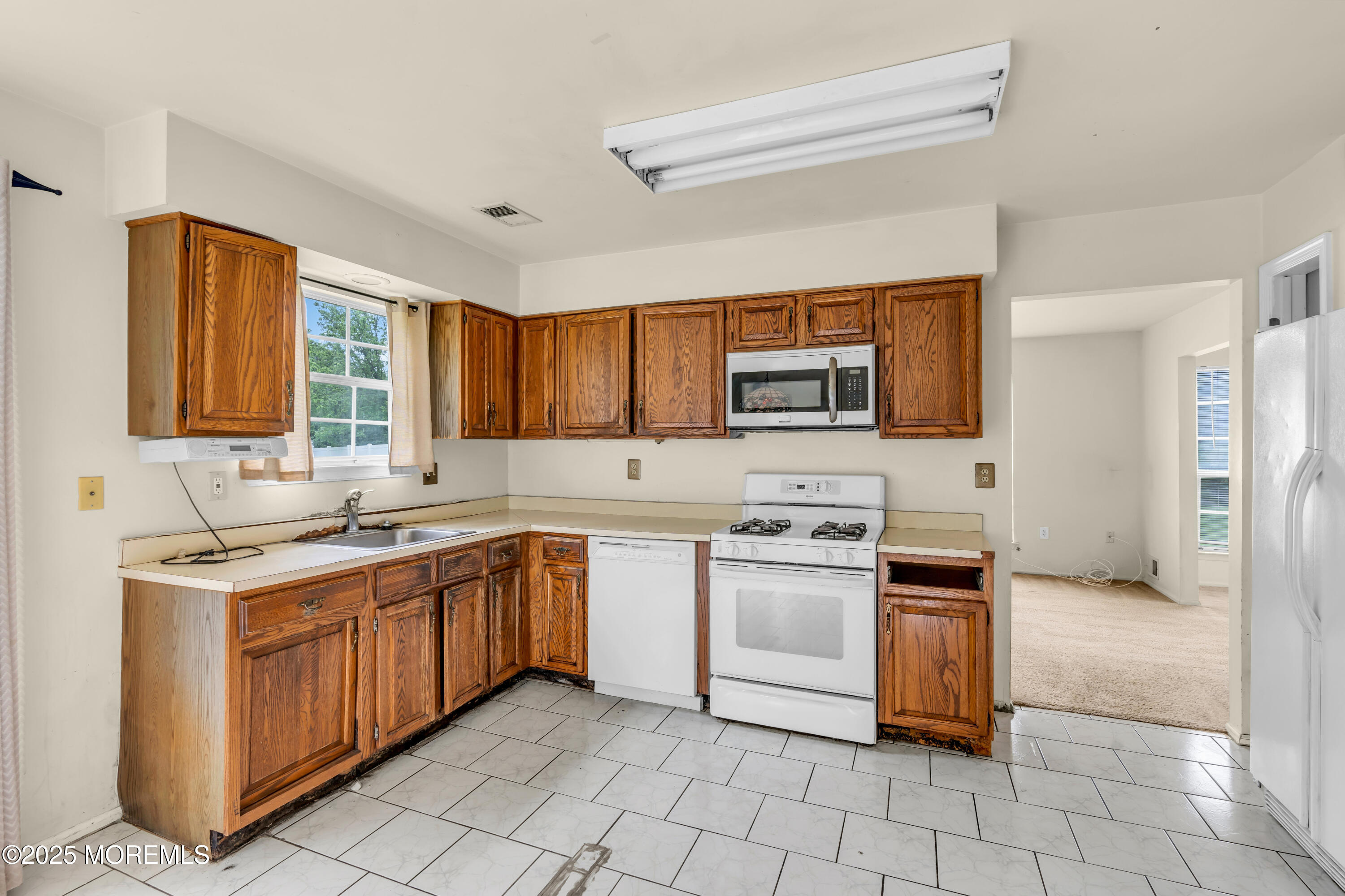 80 Society Hill Way, Tinton Falls, NJ, 07724 image 12