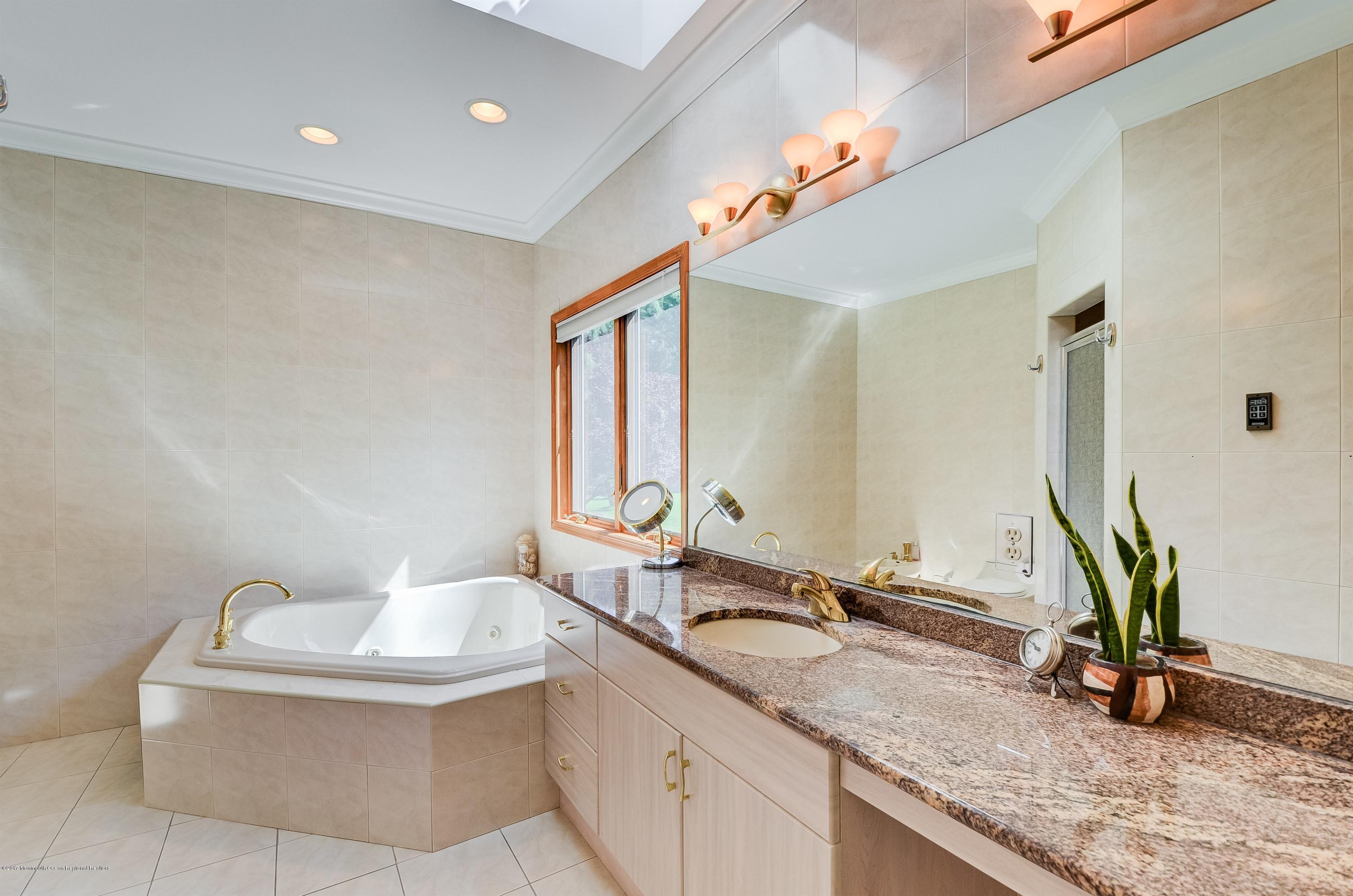 7 Mccampbell Road, Holmdel, NJ, 07733 image 25