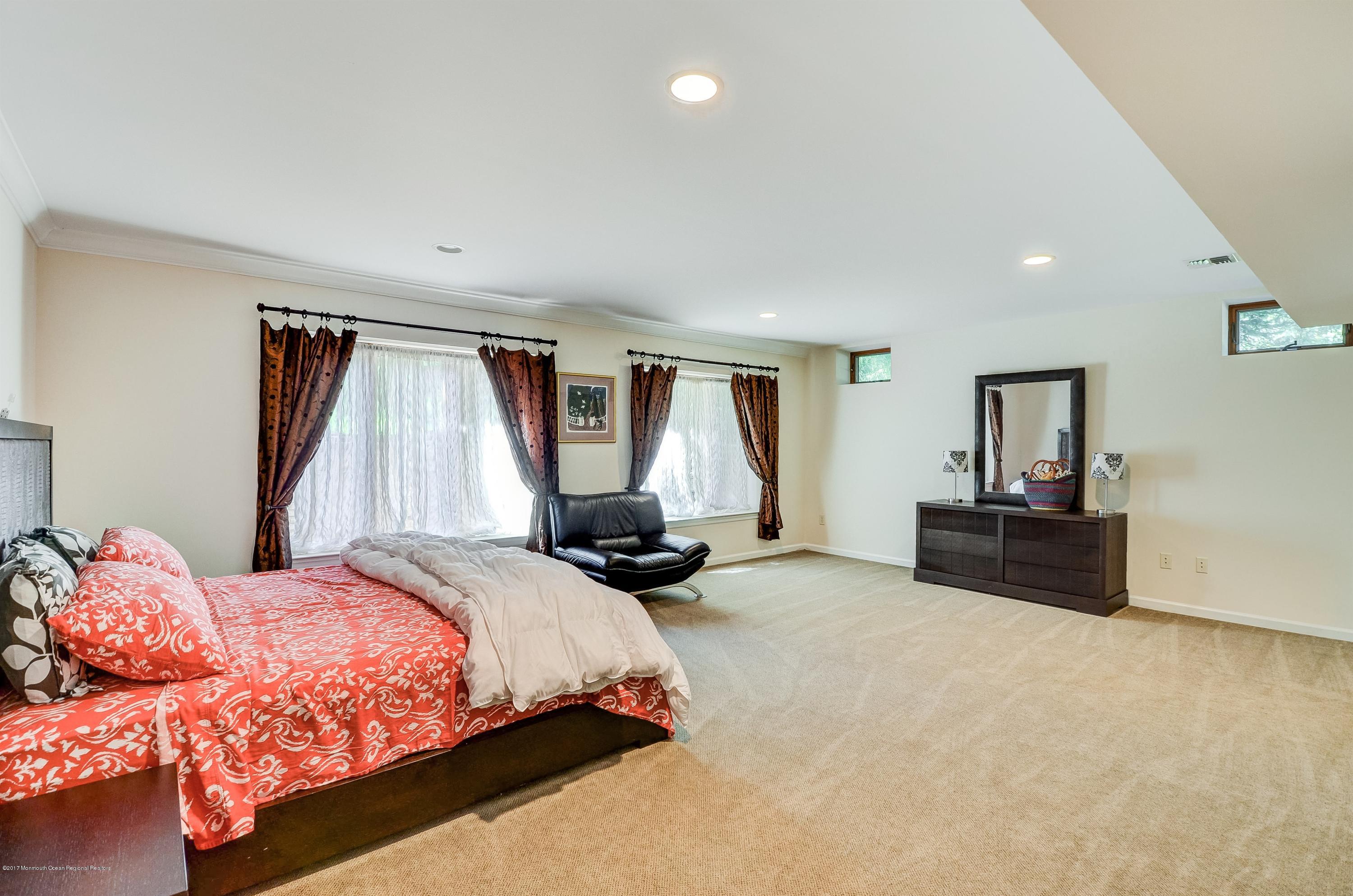 7 Mccampbell Road, Holmdel, NJ, 07733 image 43