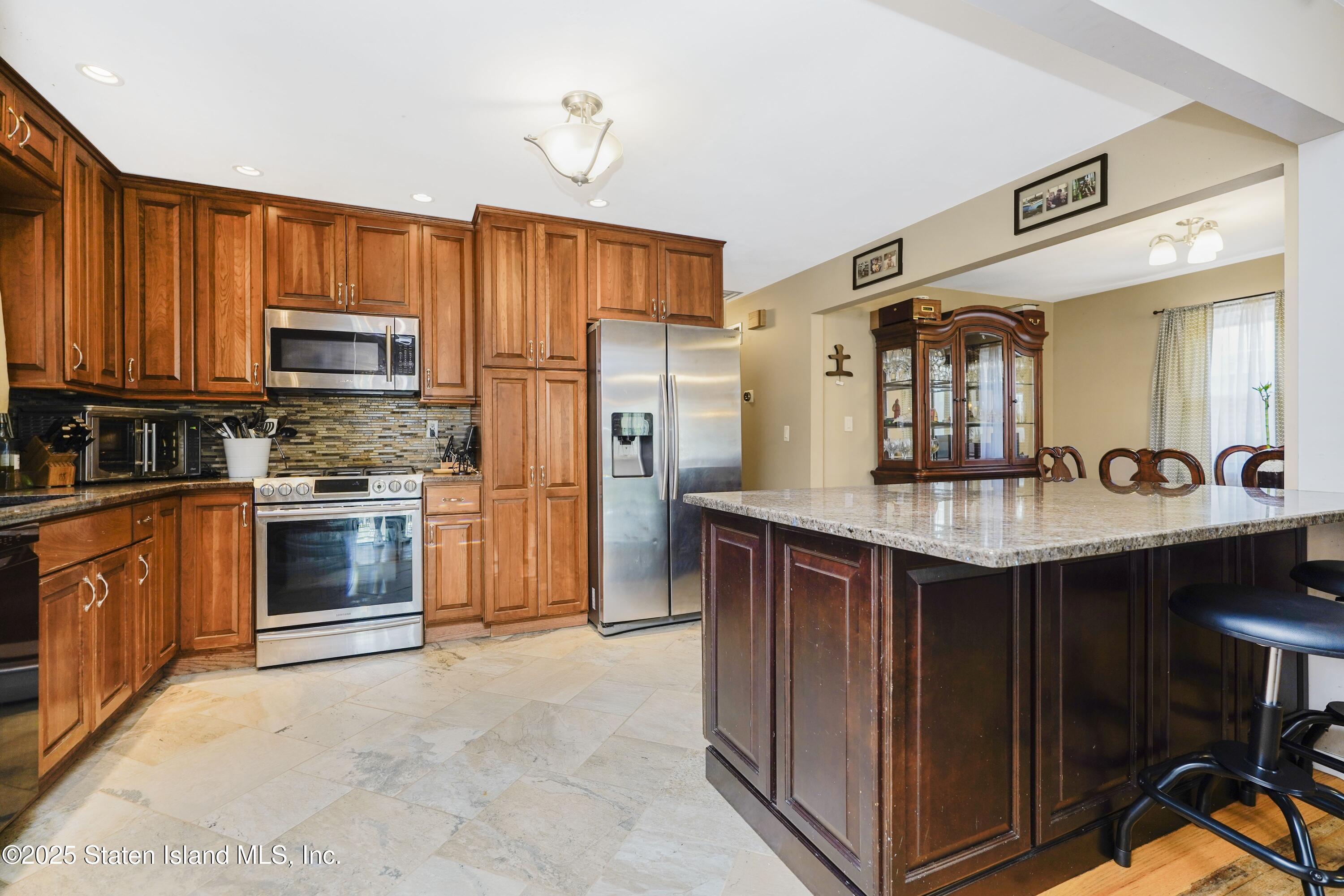 80 Valdemar Avenue, Staten Island, NY, 10309 image 9