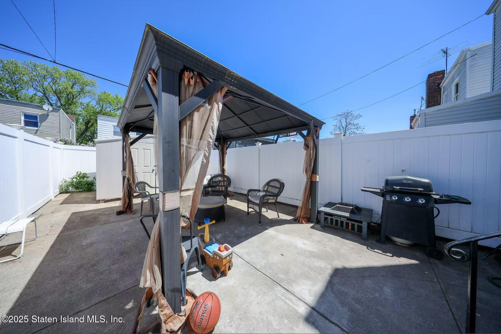 1733 37th Street, Brooklyn, NY, 11234 image 14