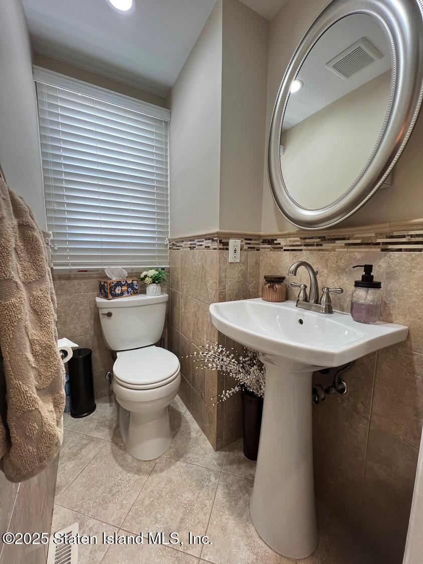 4581 Hylan Boulevard, Staten Island, NY, 10312 image 9