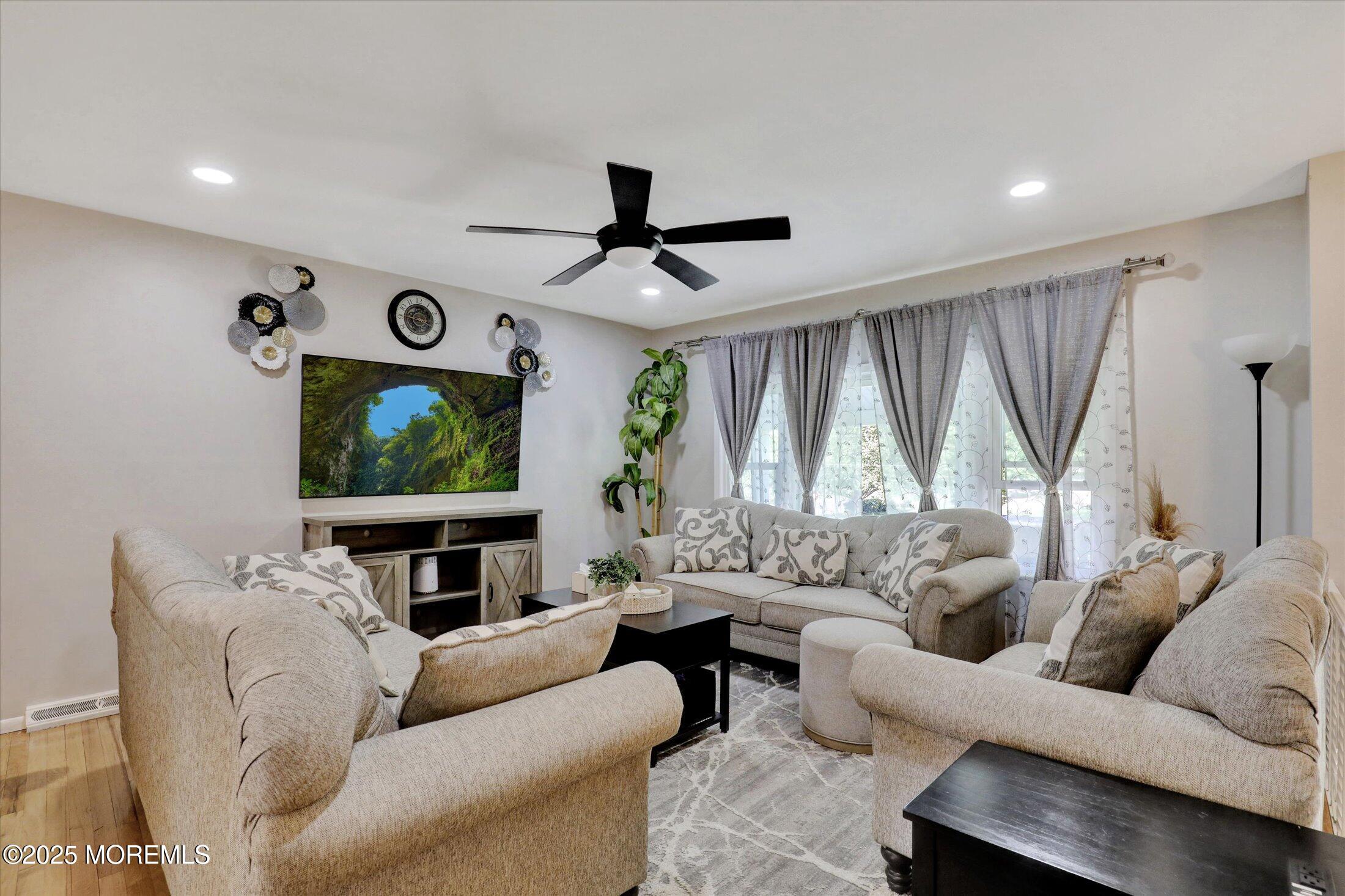 37 Lexington Drive, Manalapan, NJ, 07726 image 8