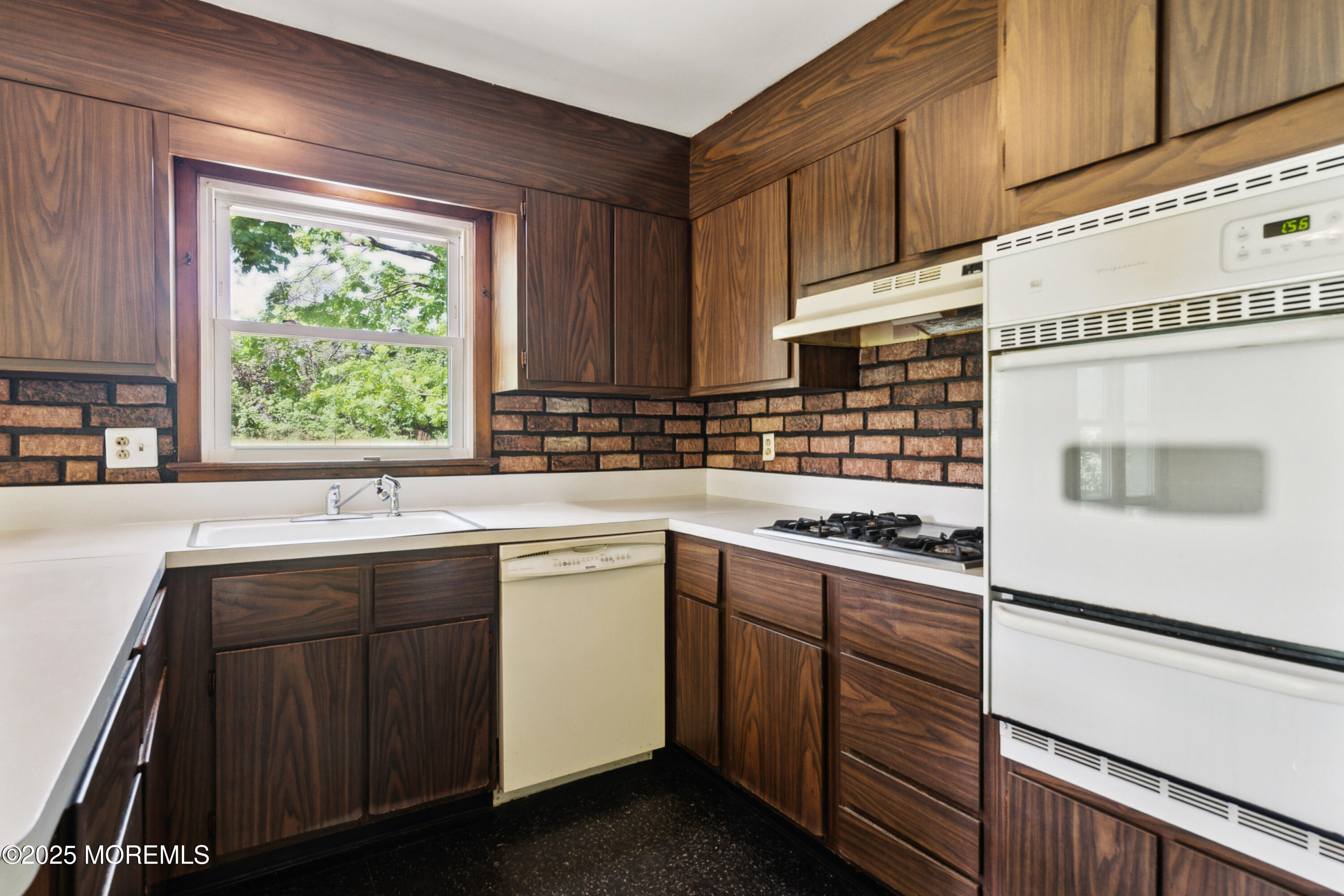 567 Herbert Lane, Brick, NJ, 08724 image 11