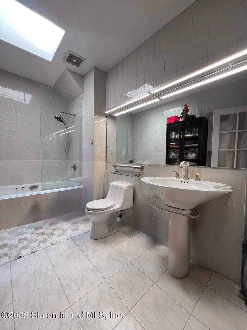 123-125 W 20 Street, New York, NY, 10011 image 36