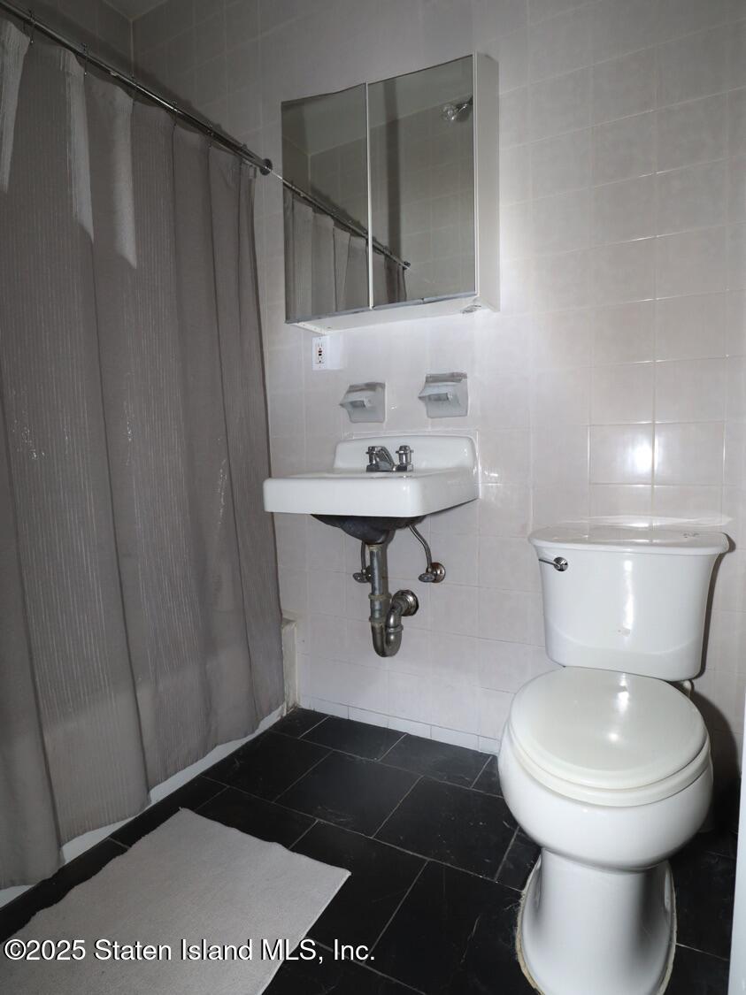 123-125 W 20 Street, New York, NY, 10011 image 12