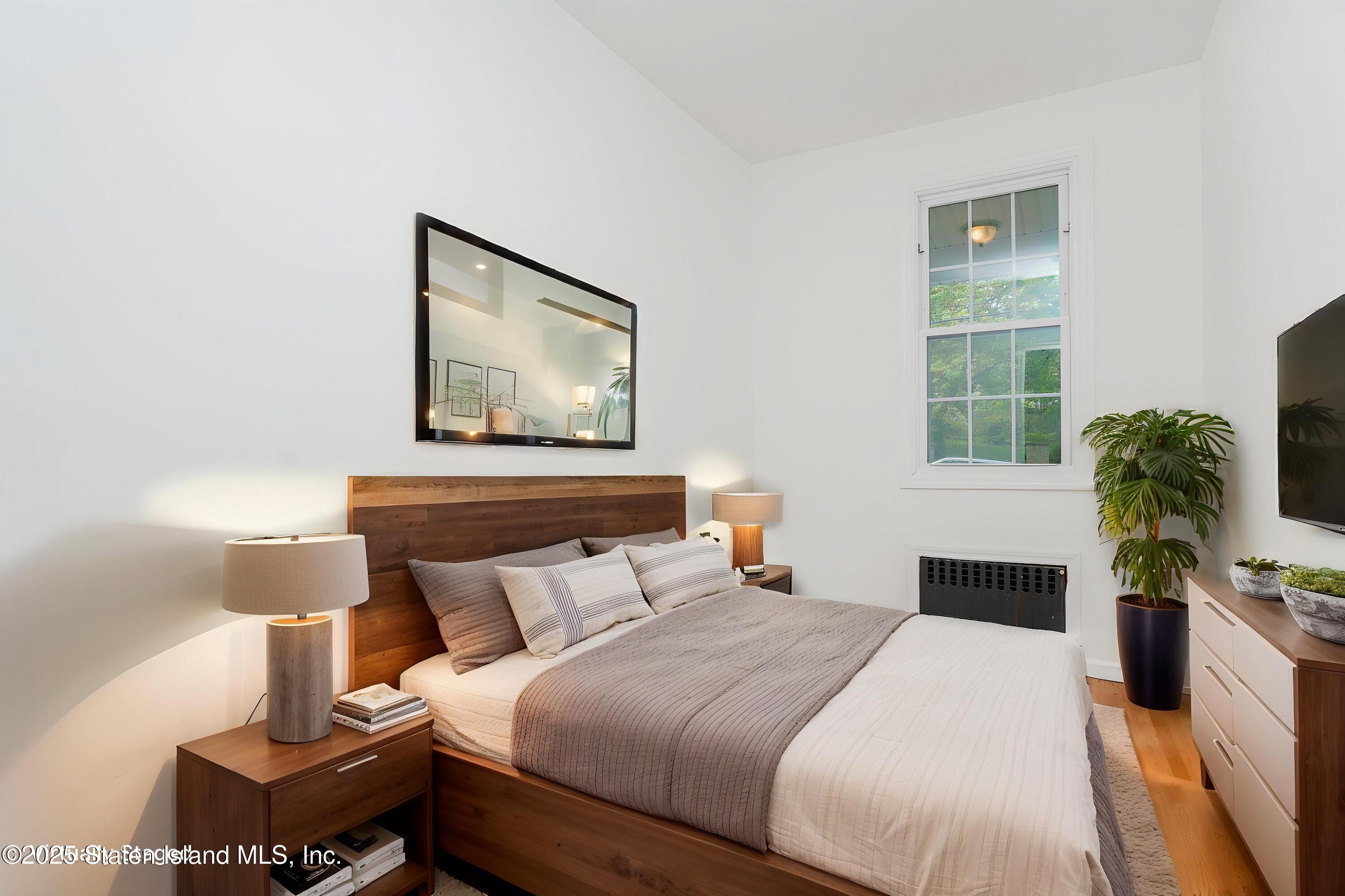 75 Taft Avenue, Staten Island, NY, 10301 image 7