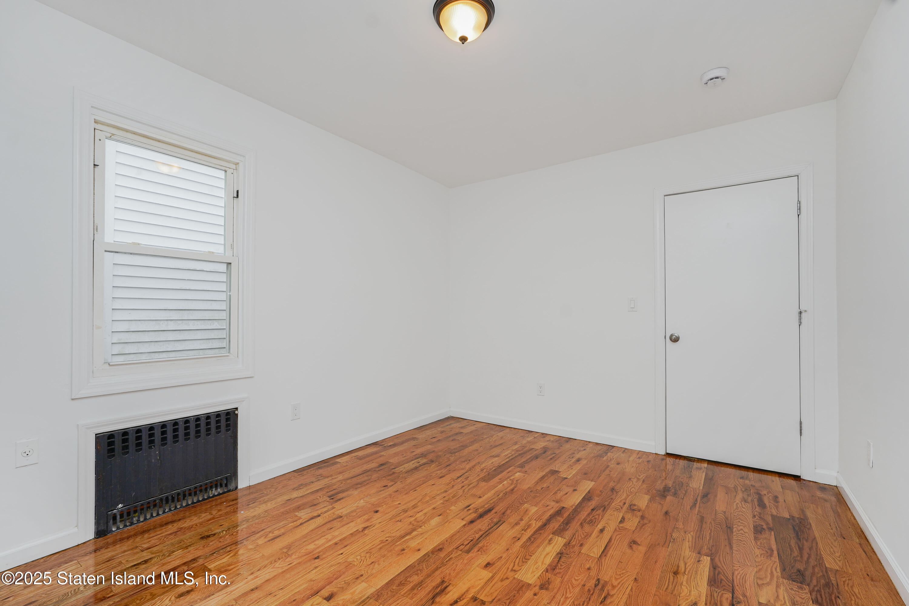 75 Taft Avenue, Staten Island, NY, 10301 image 11