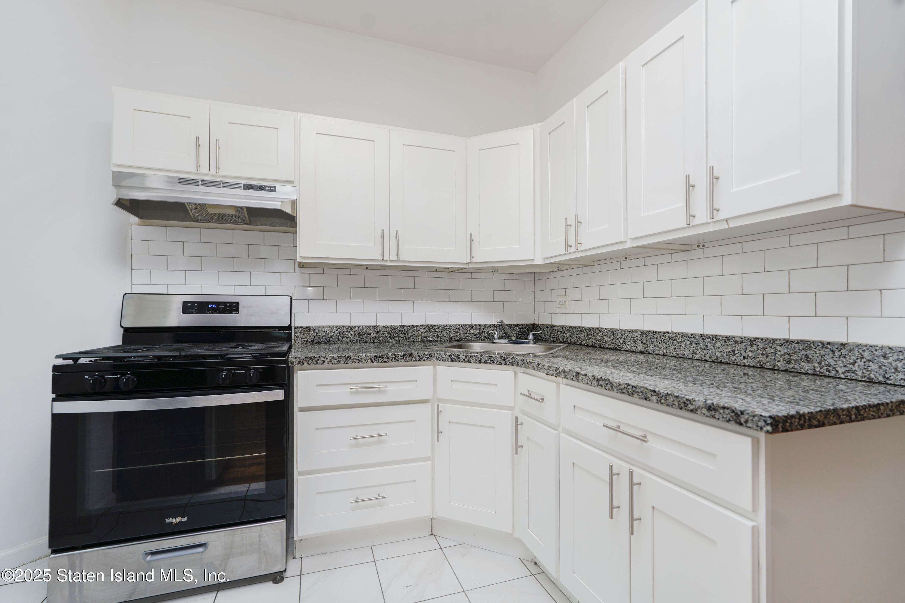 75 Taft Avenue, Staten Island, NY, 10301 image 13