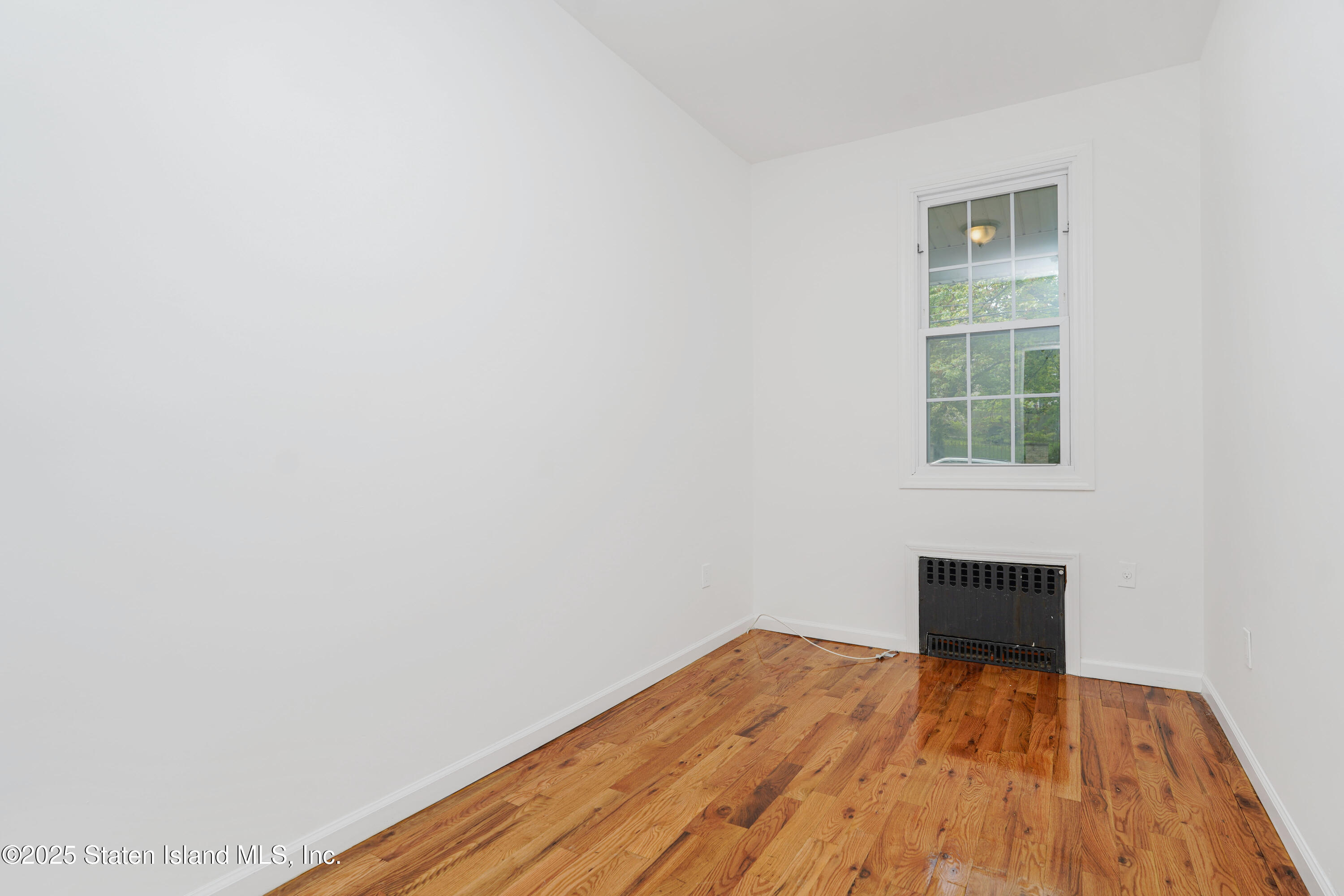 75 Taft Avenue, Staten Island, NY, 10301 image 17