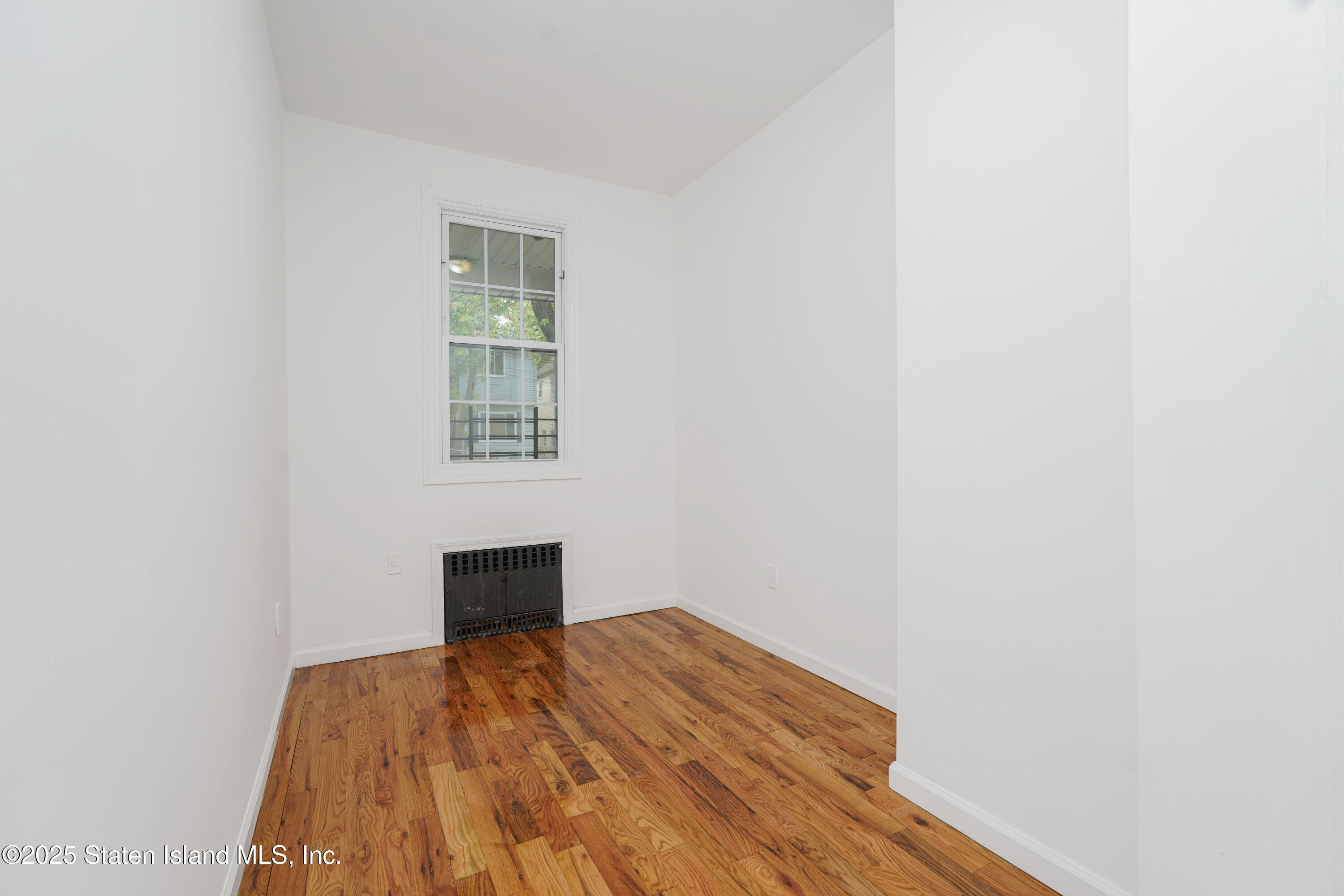75 Taft Avenue, Staten Island, NY, 10301 image 18