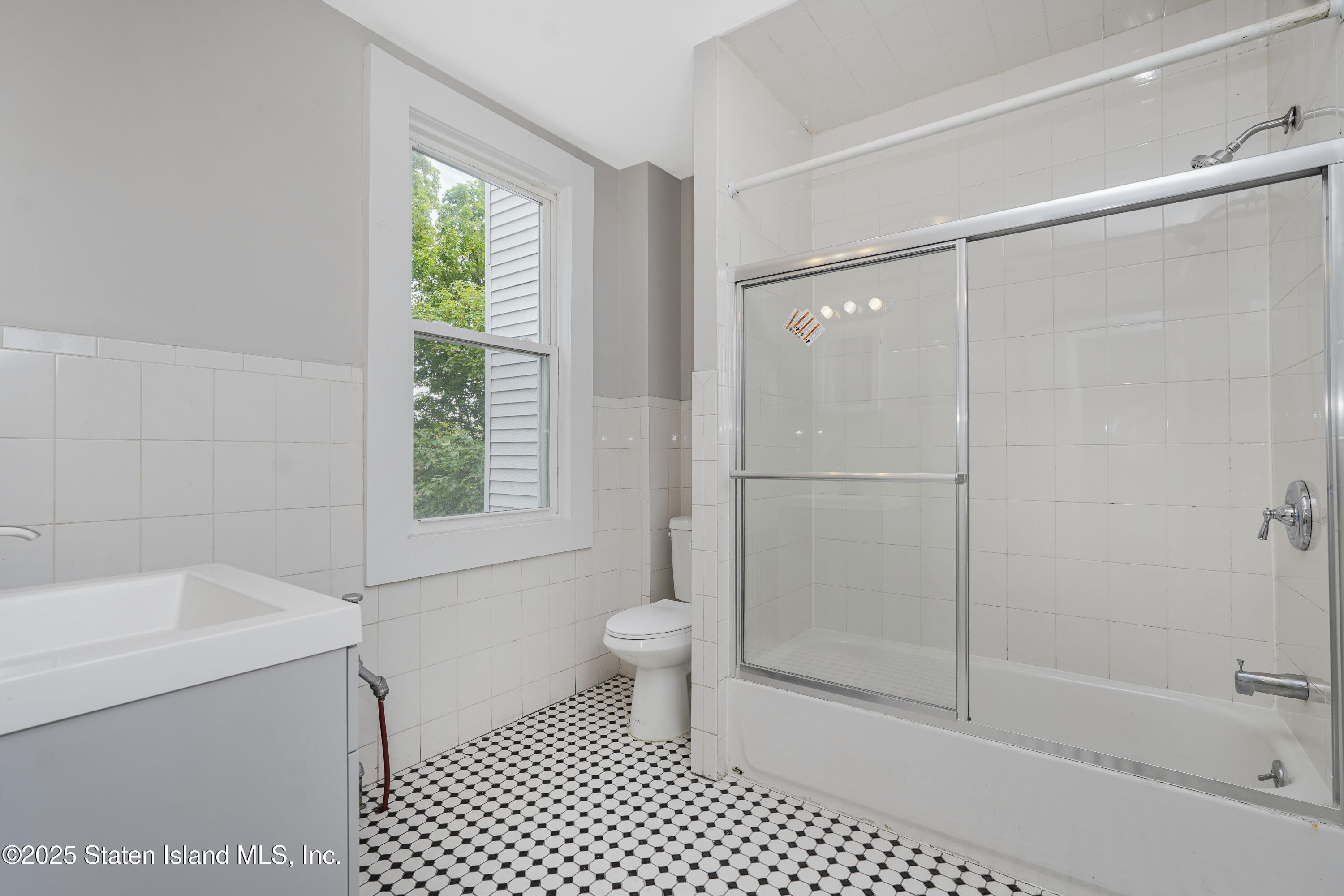 75 Taft Avenue, Staten Island, NY, 10301 image 23
