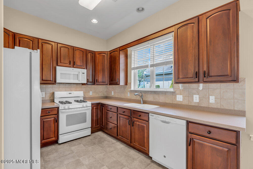 63 Merion Lane, Jackson, NJ, 08527 image 21