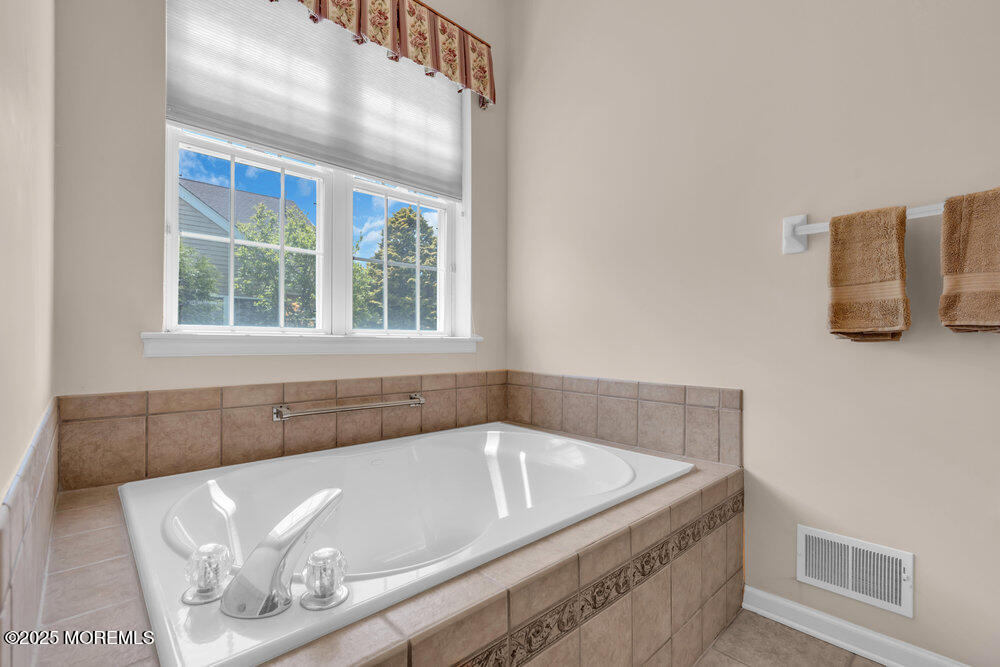 63 Merion Lane, Jackson, NJ, 08527 image 34