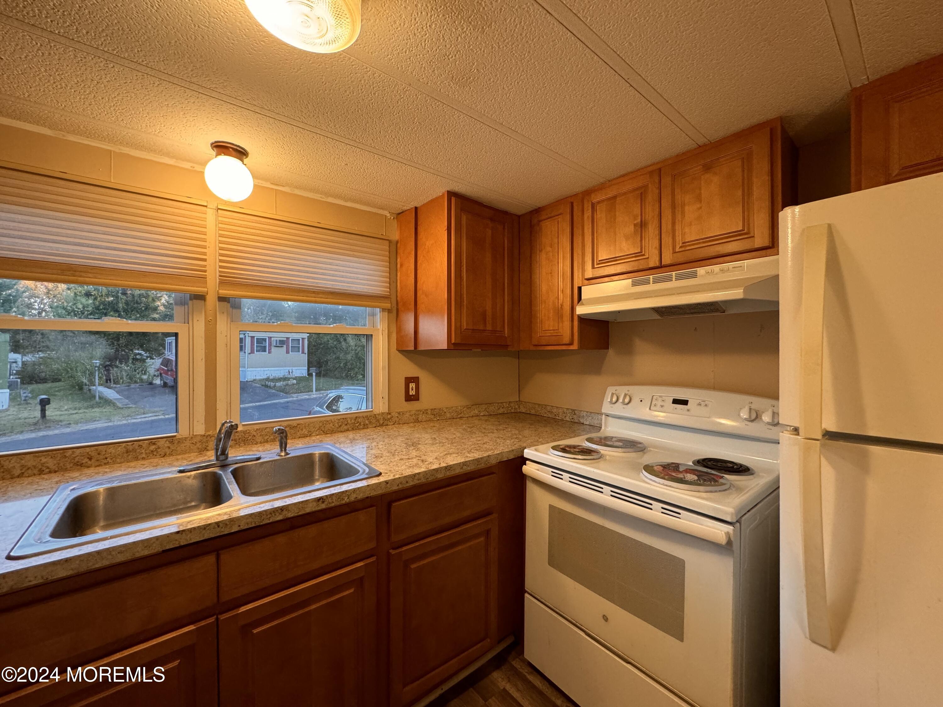 12 Alissa Terrace, Jackson, NJ, 08527 image 6