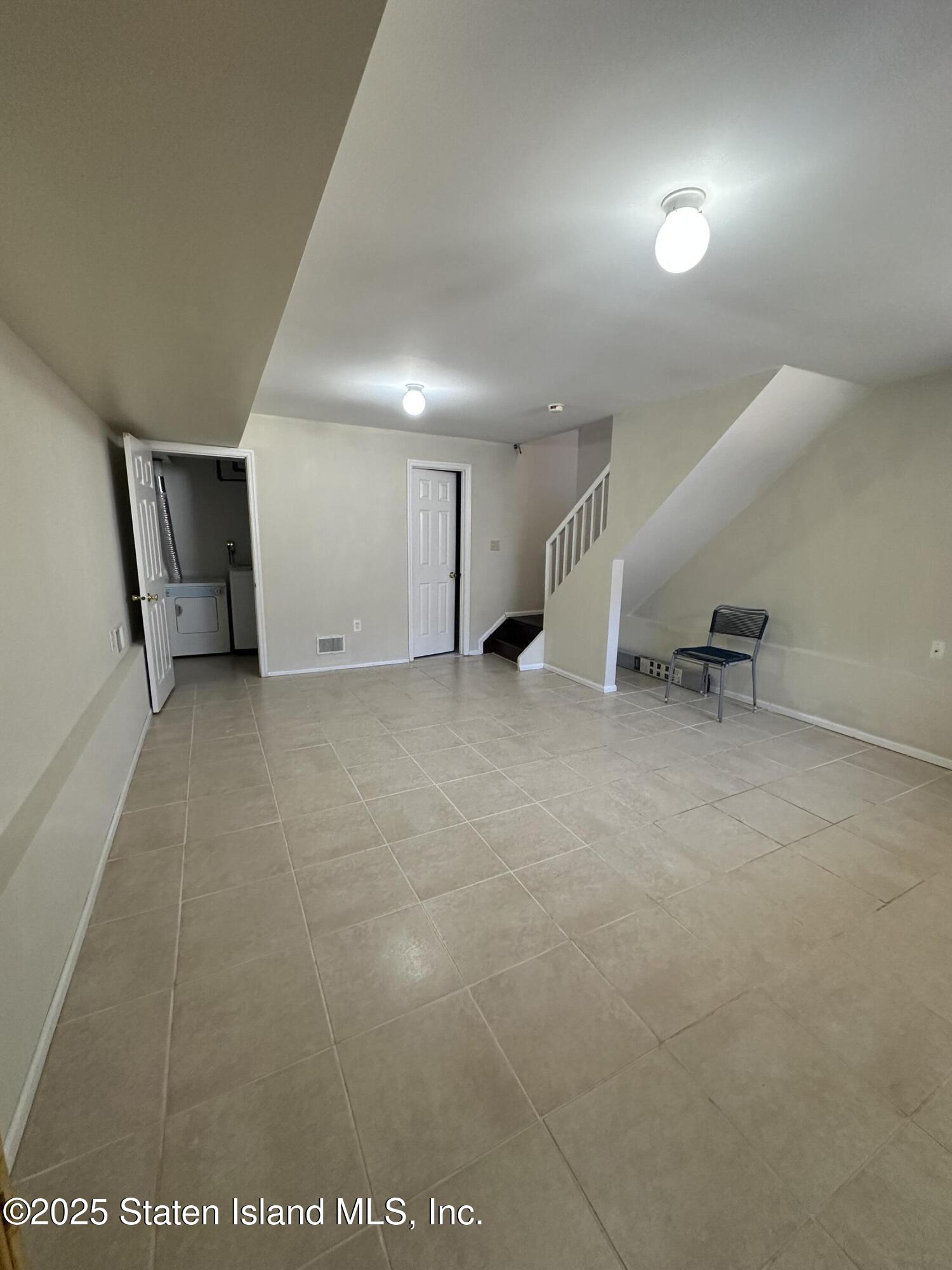 37 Susan Court, Staten Island, NY, 10304 image 11