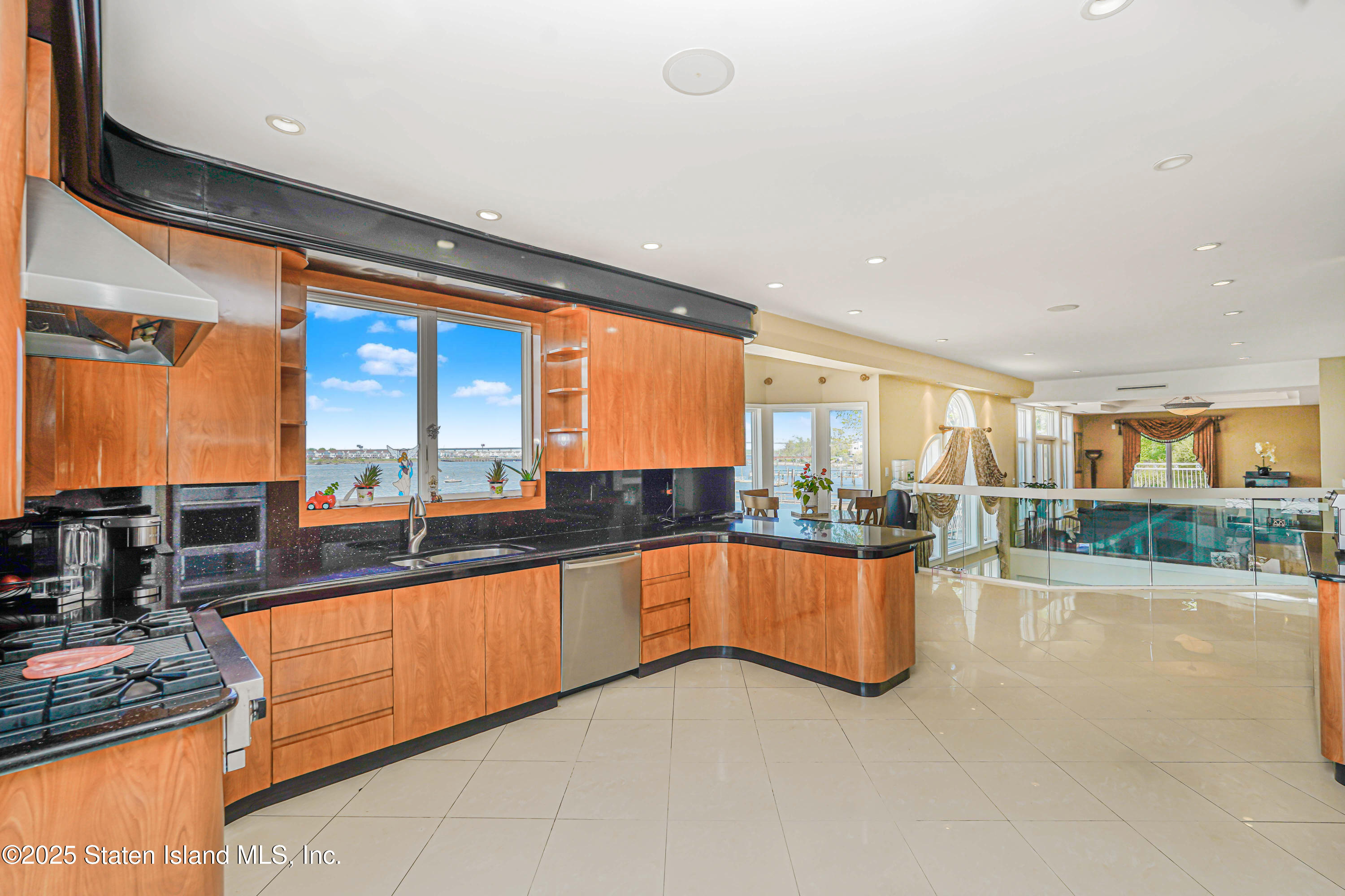 30 Aviva Court, Staten Island, NY, 10307 image 17