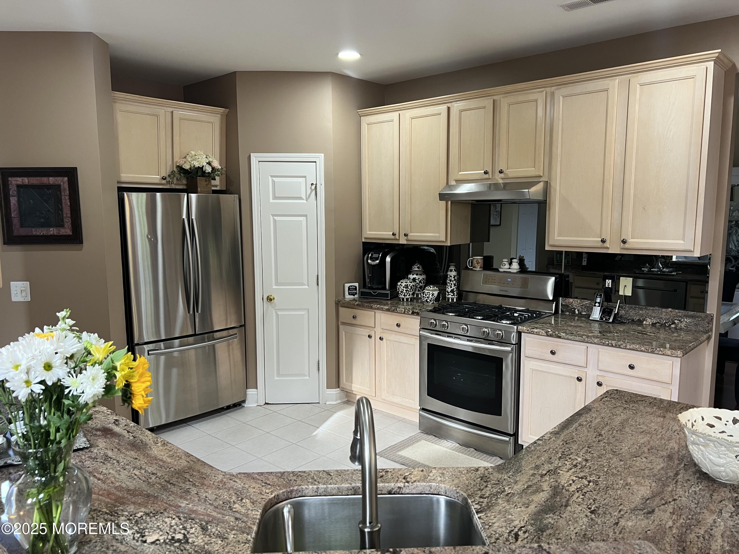 27 Stonehenge Court, Jackson, NJ, 08527 image 12