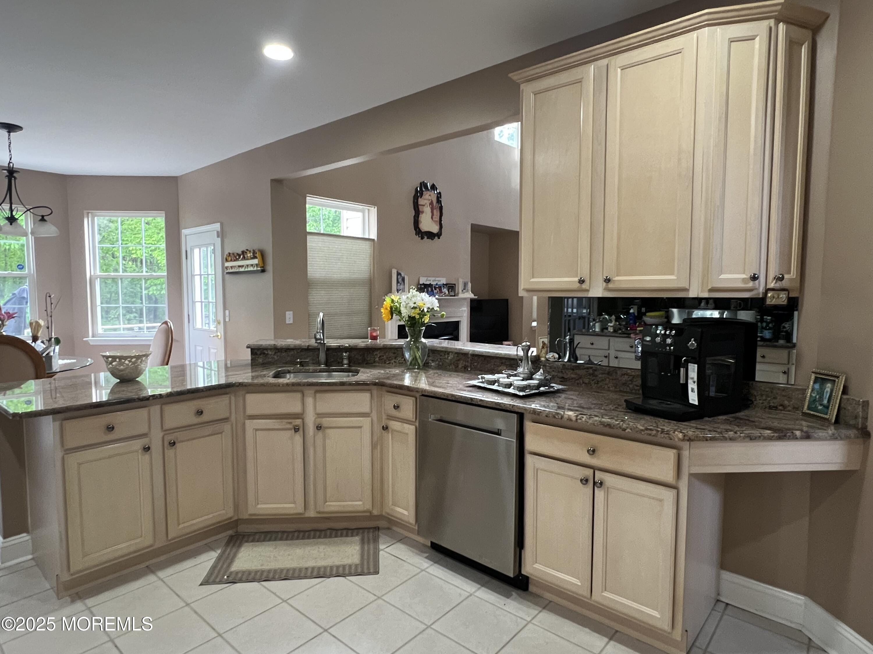 27 Stonehenge Court, Jackson, NJ, 08527 image 14
