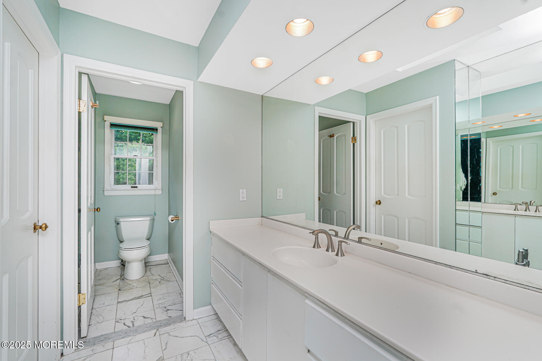 27 Southview Terrace, Middletown, NJ, 07748 image 26