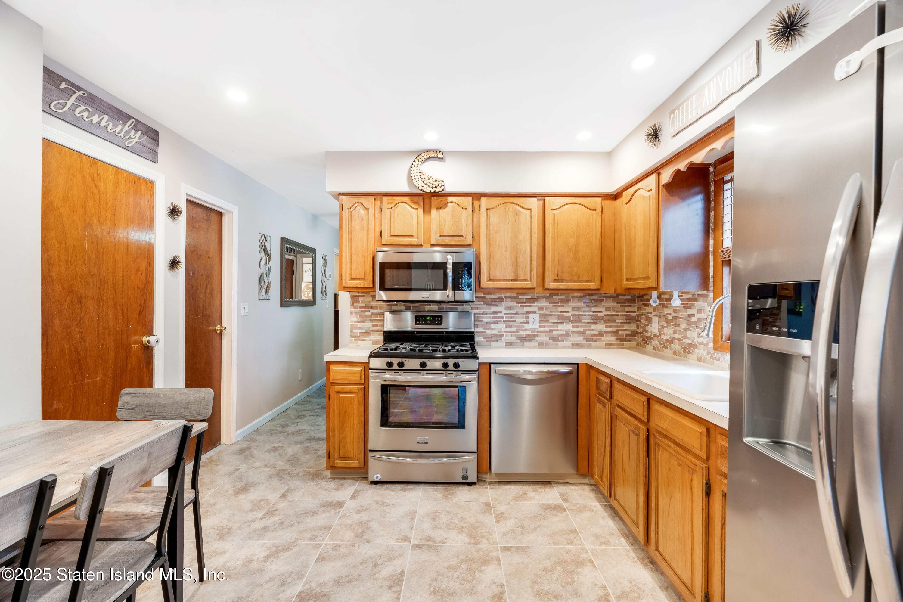 296 Ashland Avenue, Staten Island, NY, 10309 image 8