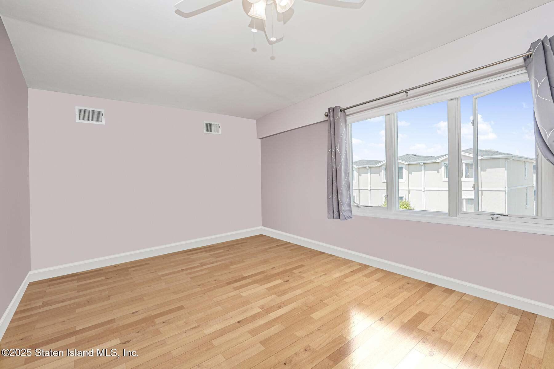 12 Seagate Court, Staten Island, NY, 10305 image 17
