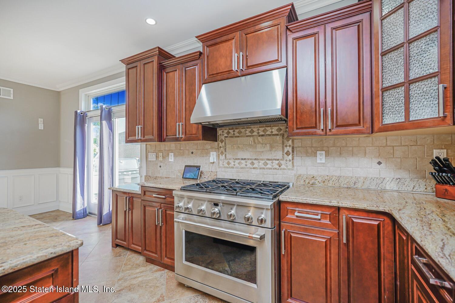 376 Manhattan Street, Staten Island, NY, 10307 image 13