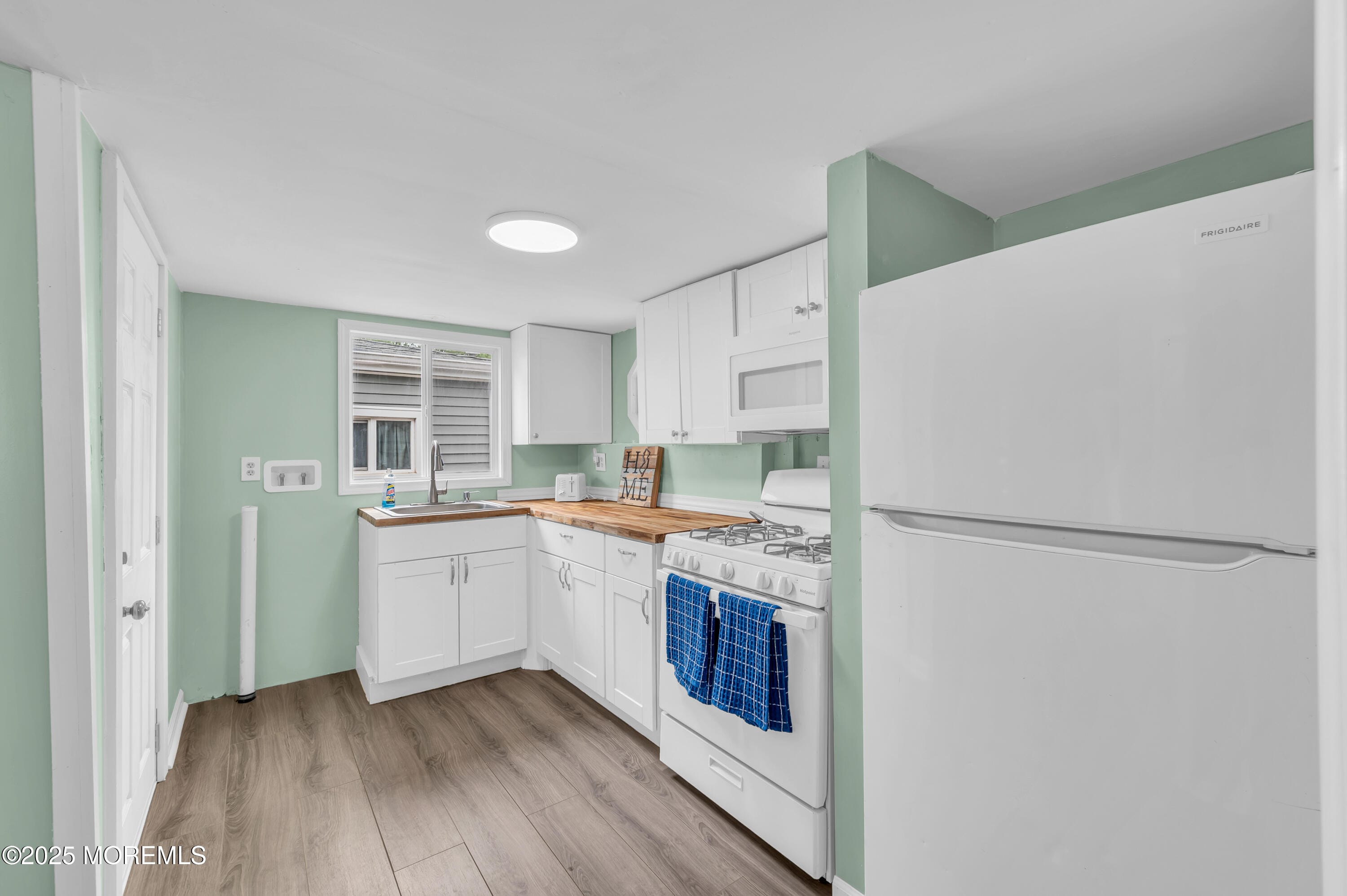 14 Maplewood Avenue, Keansburg, NJ, 07734 image 9
