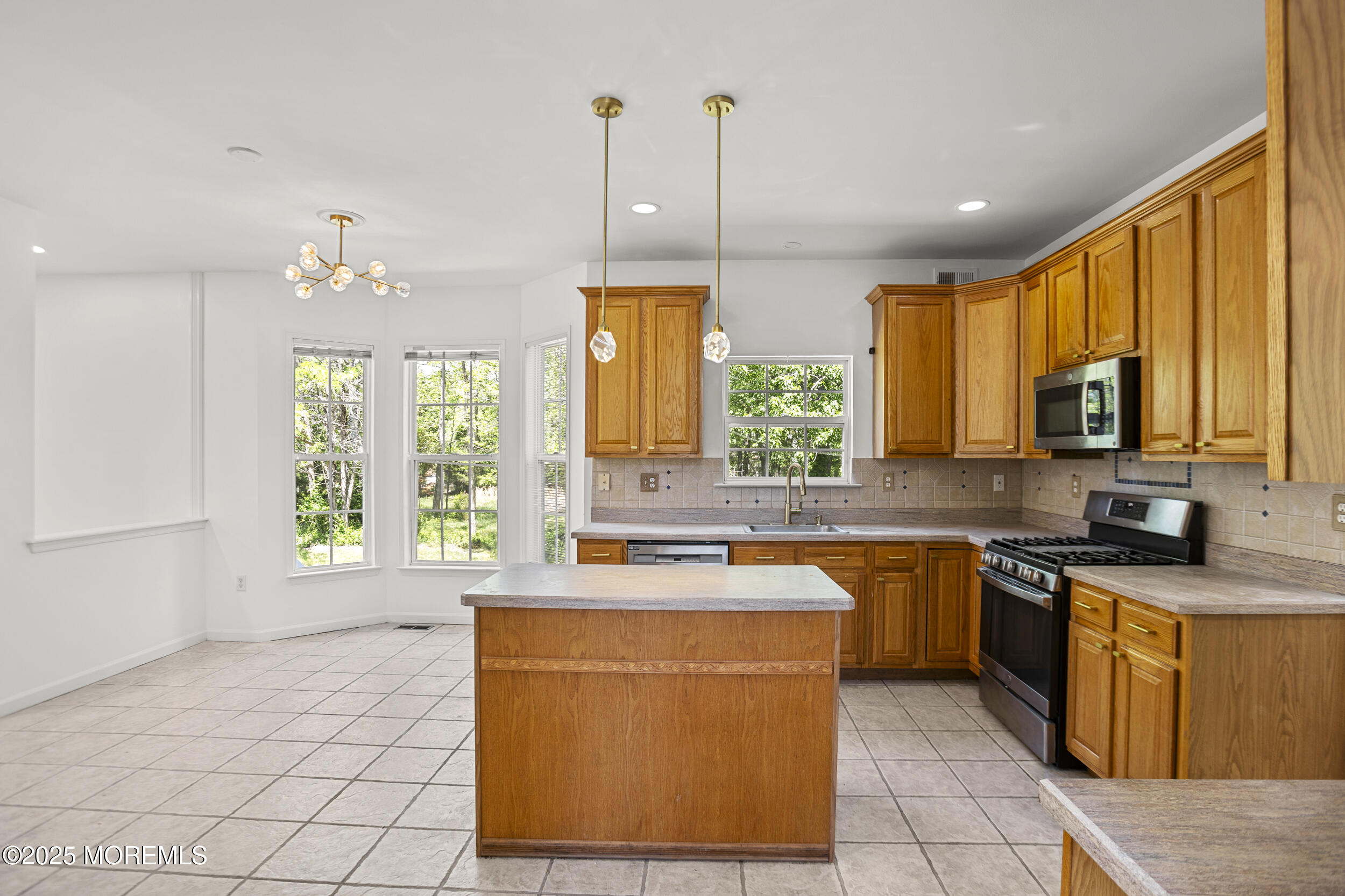 2 Kindling Way, Jackson, NJ, 08527 image 18