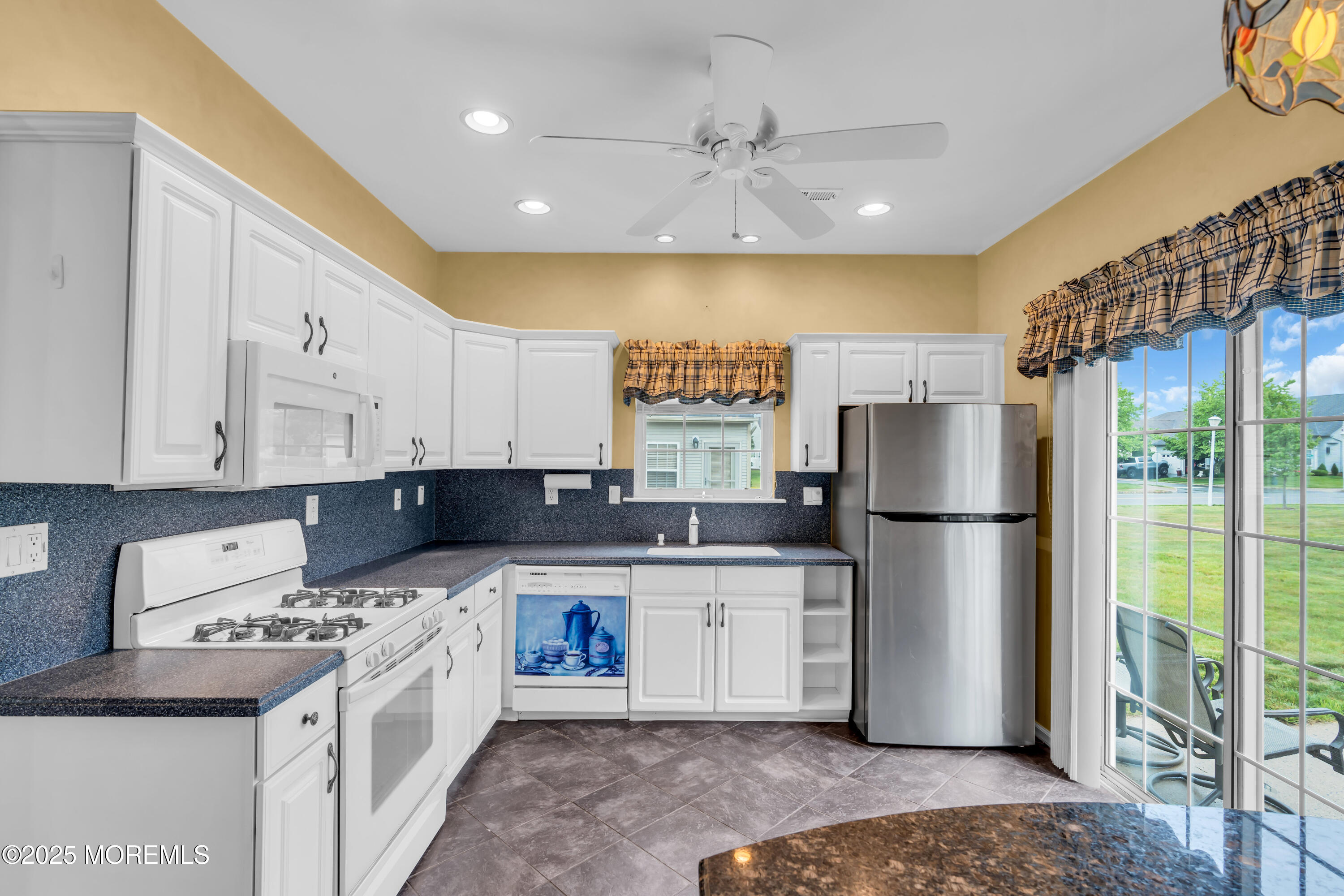 4 Saxony Circle, Manchester, NJ, 08759 image 48