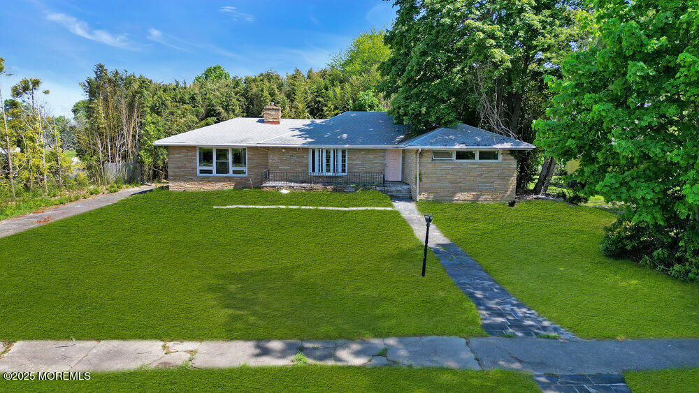 101 Hathaway Avenue Image 1