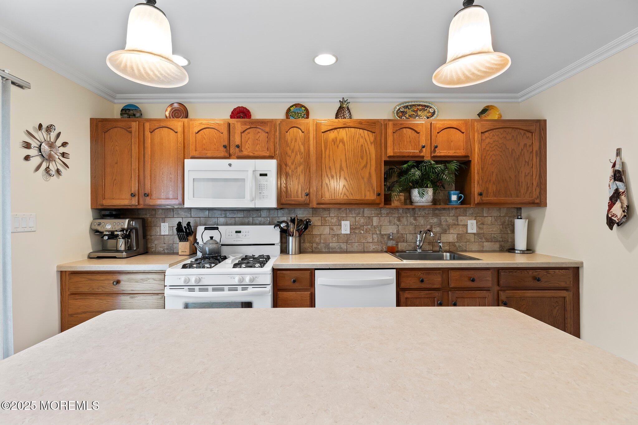 203 Tanglewood Court, Middletown, NJ, 07748 image 10