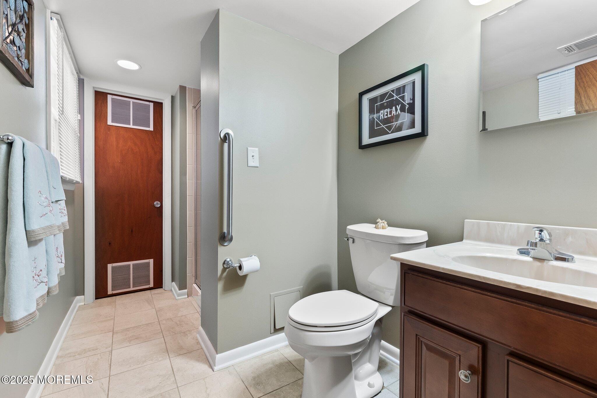 203 Tanglewood Court, Middletown, NJ, 07748 image 17