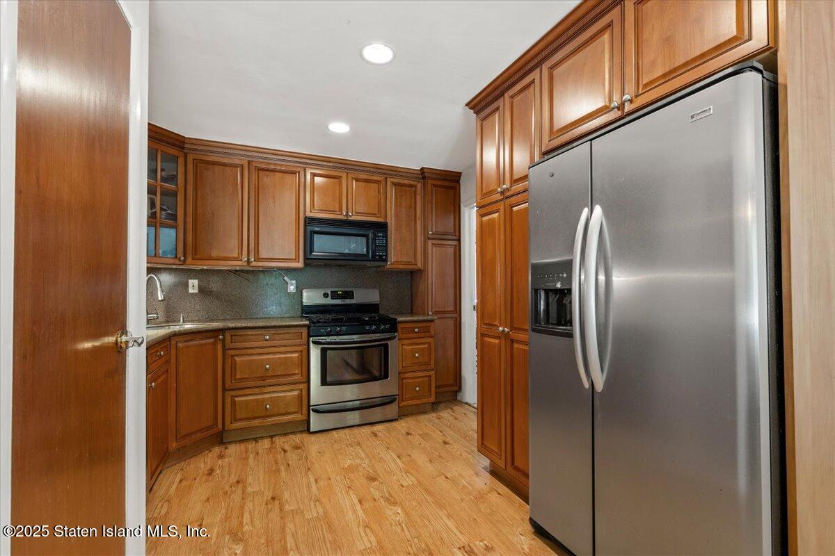 190 Prall Avenue, Staten Island, NY, 10312 image 8