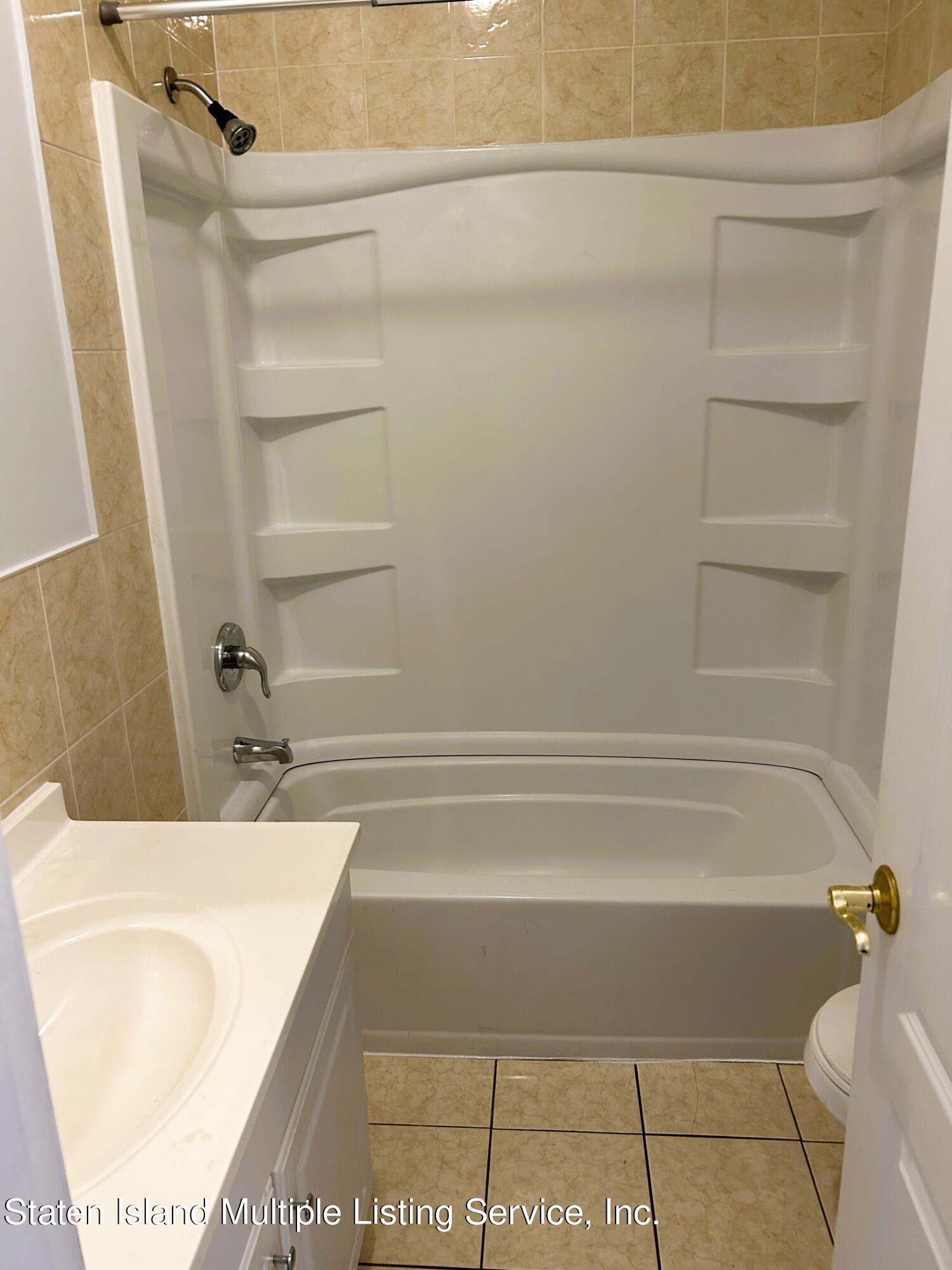 190 Dixon Avenue, Staten Island, NY, 10303 image 8