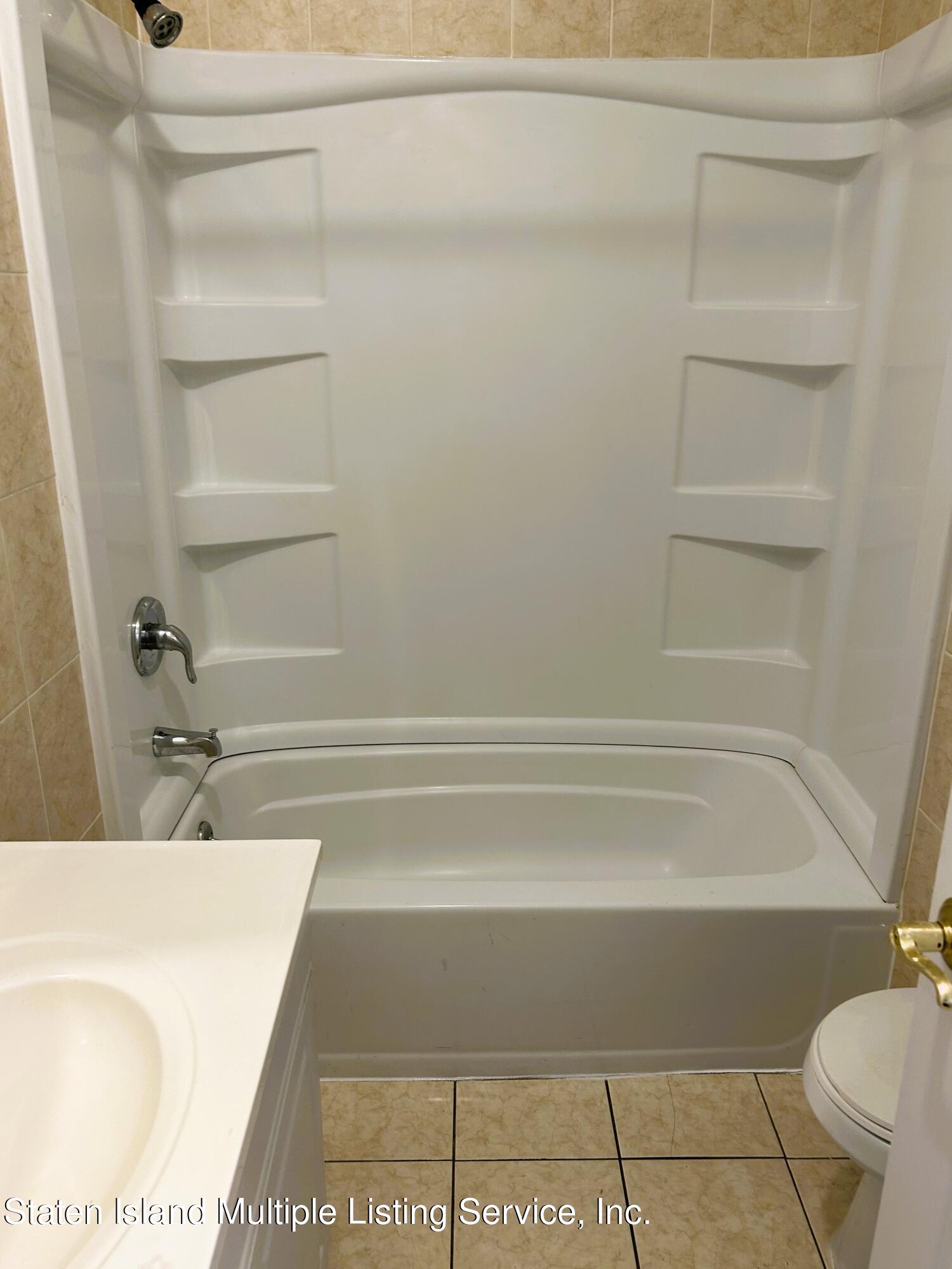190 Dixon Avenue, Staten Island, NY, 10303 image 24