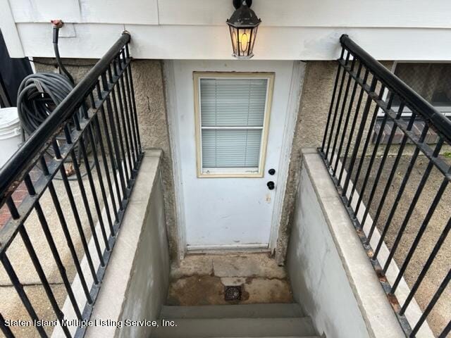 708 Hylan Boulevard, Staten Island, NY, 10305 image 13
