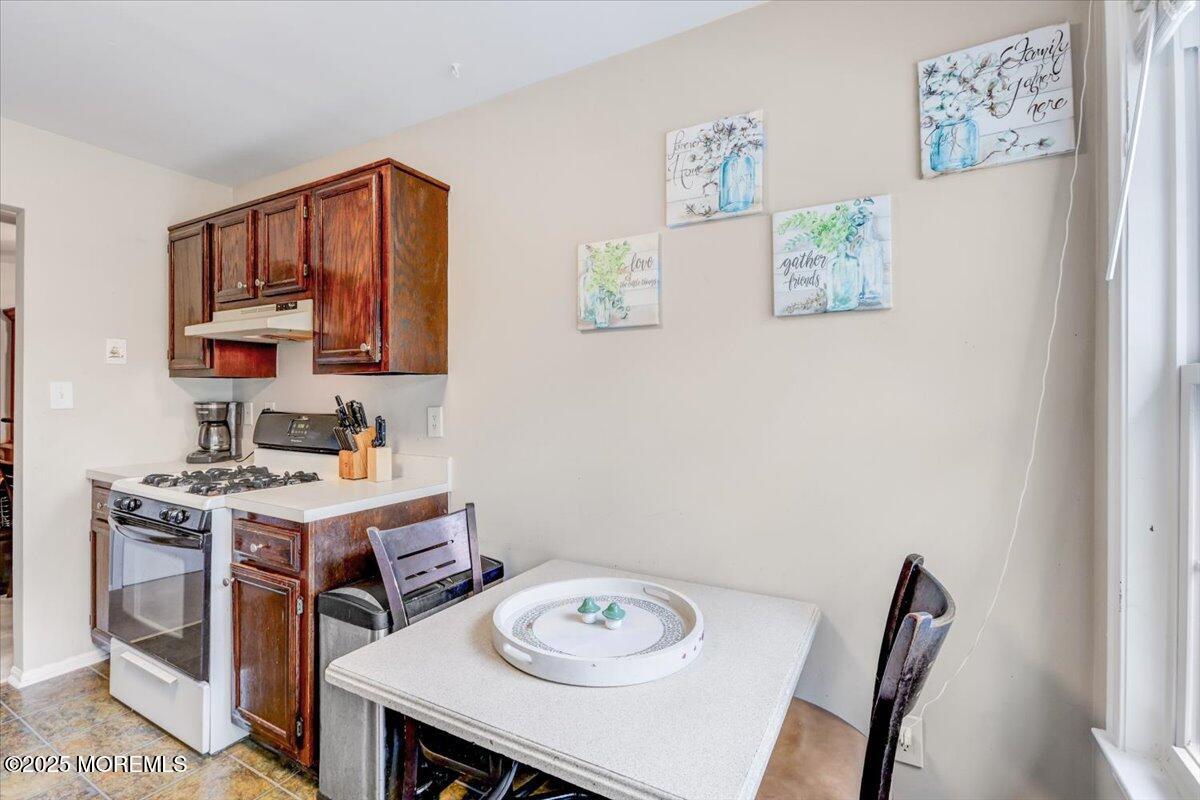 82 Briarwood Court, Howell, NJ, 07731 image 11
