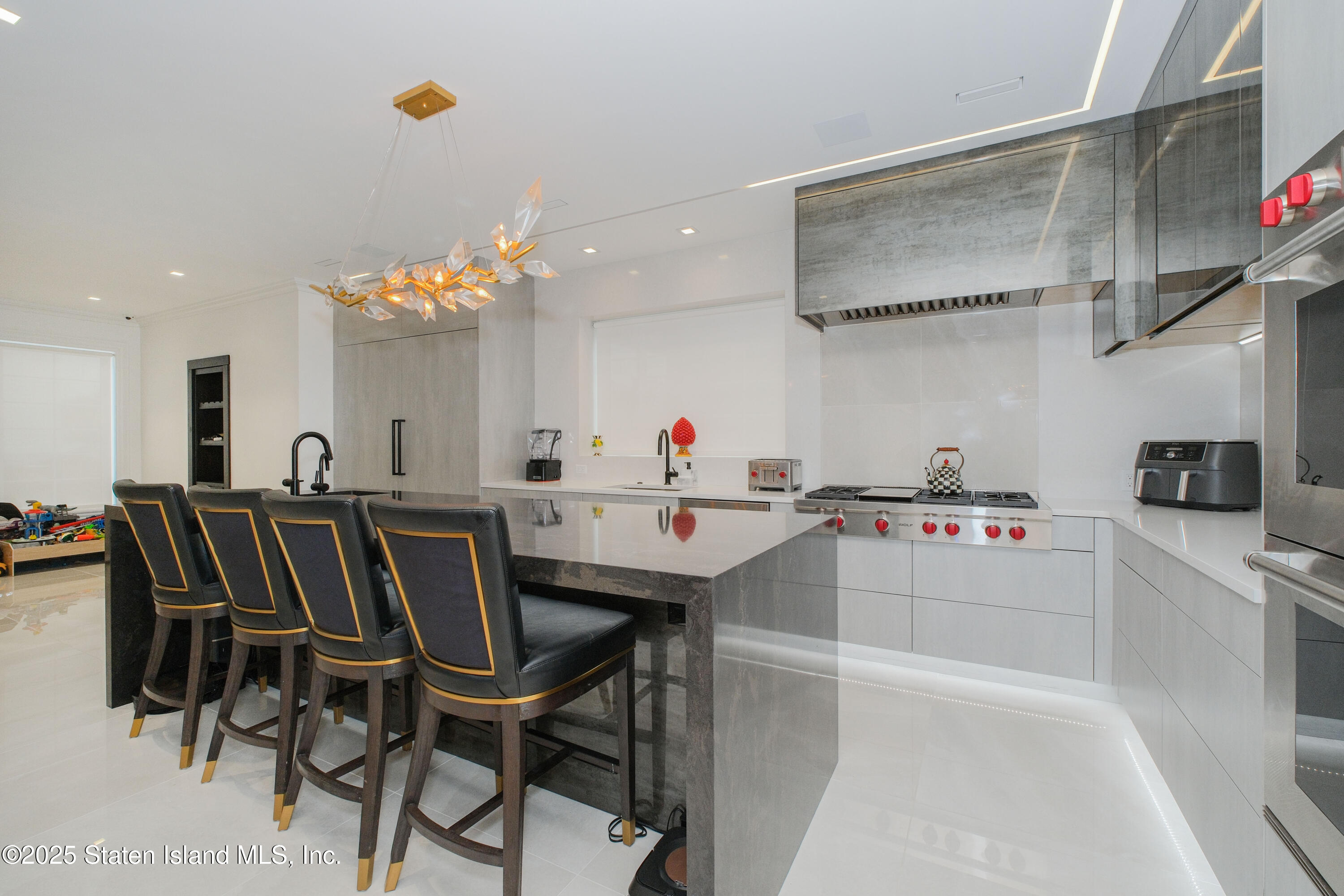 2404 Royce Street, Brooklyn, NY, 11234 image 9