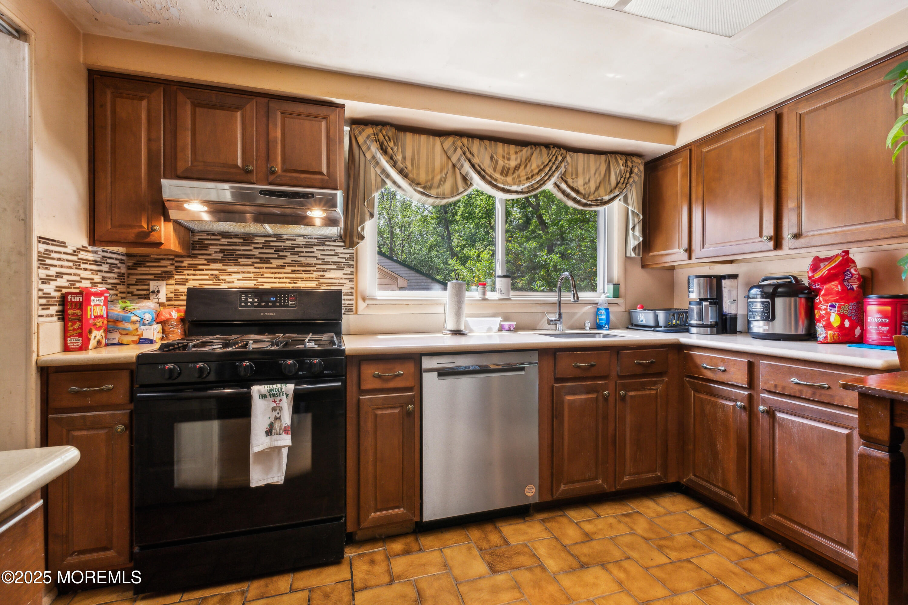 60 Buckingham Drive, Jackson, NJ, 08527 image 13