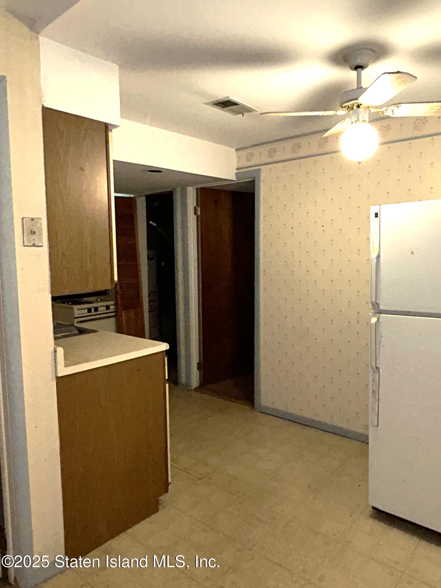 92 Giffords Lane, Staten Island, NY, 10308 image 17