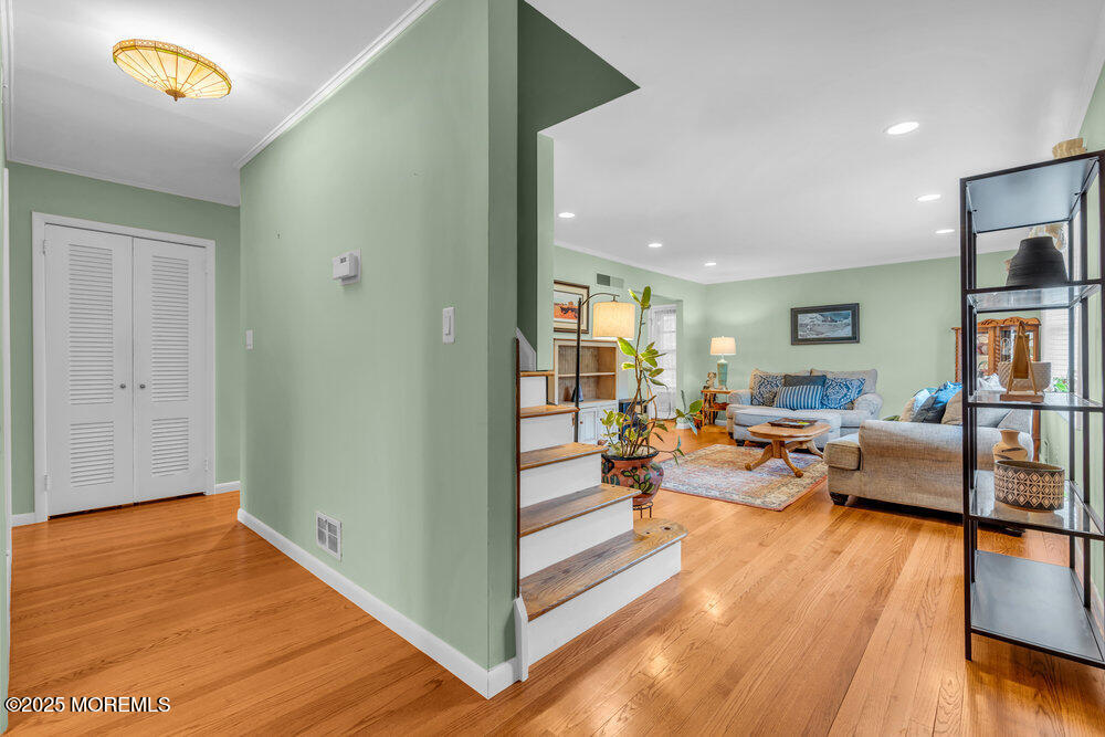863 Holmdel Road, Holmdel, NJ, 07733 image 17