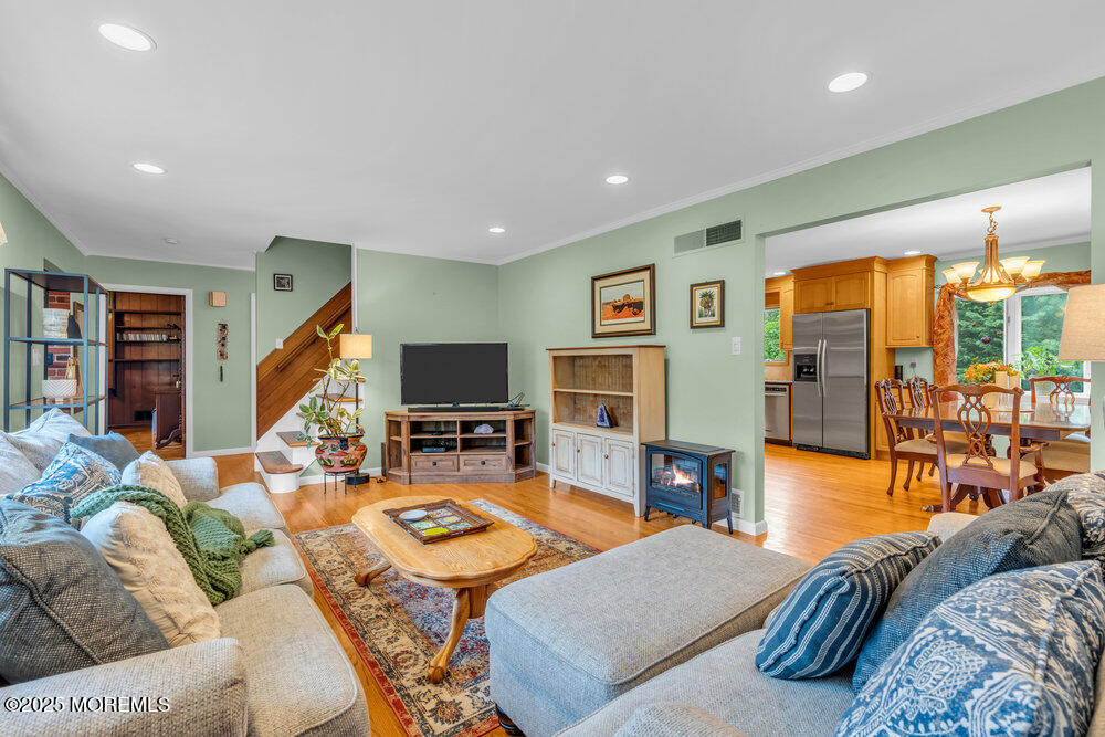 863 Holmdel Road, Holmdel, NJ, 07733 image 18